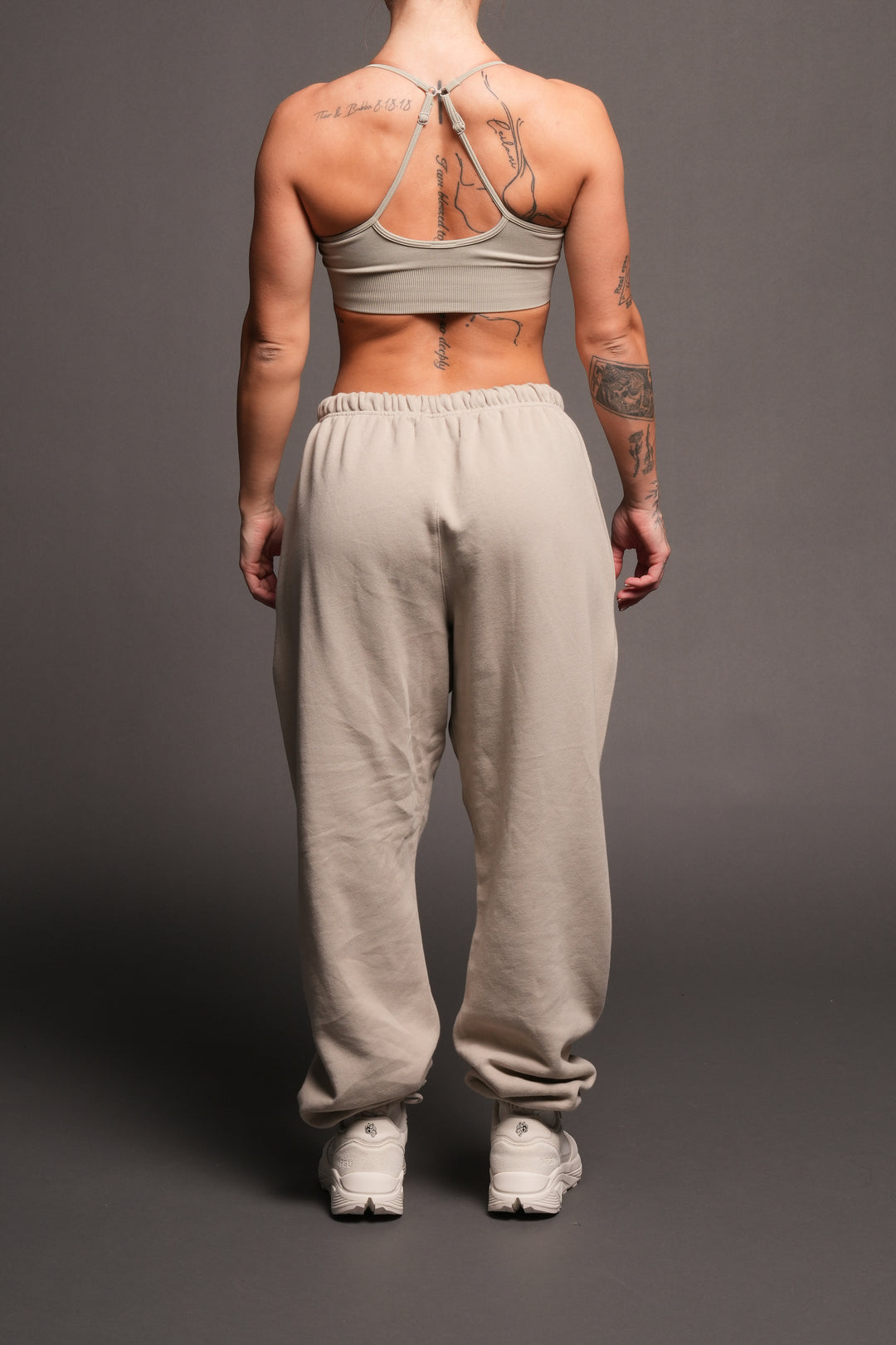 Dual Lightweight Lounger Sweat Pants In Cactus Gray