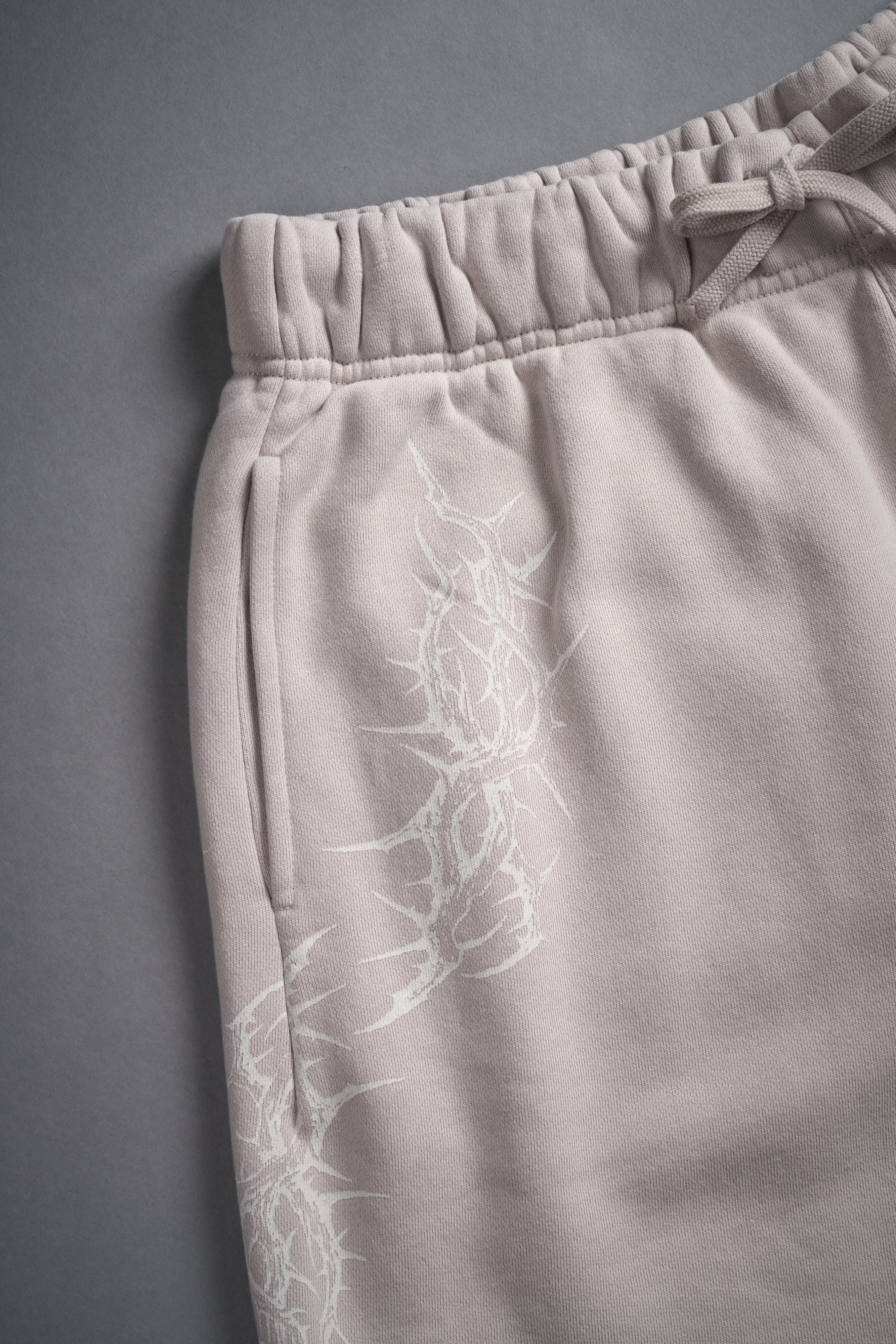 Thorns Post Lounge Sweat Shorts in Clay