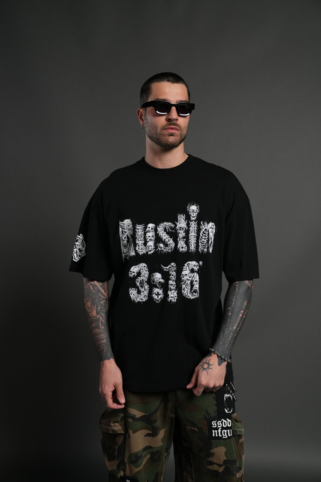 Stone Cold Riddick Premium Oversized Tee in Black