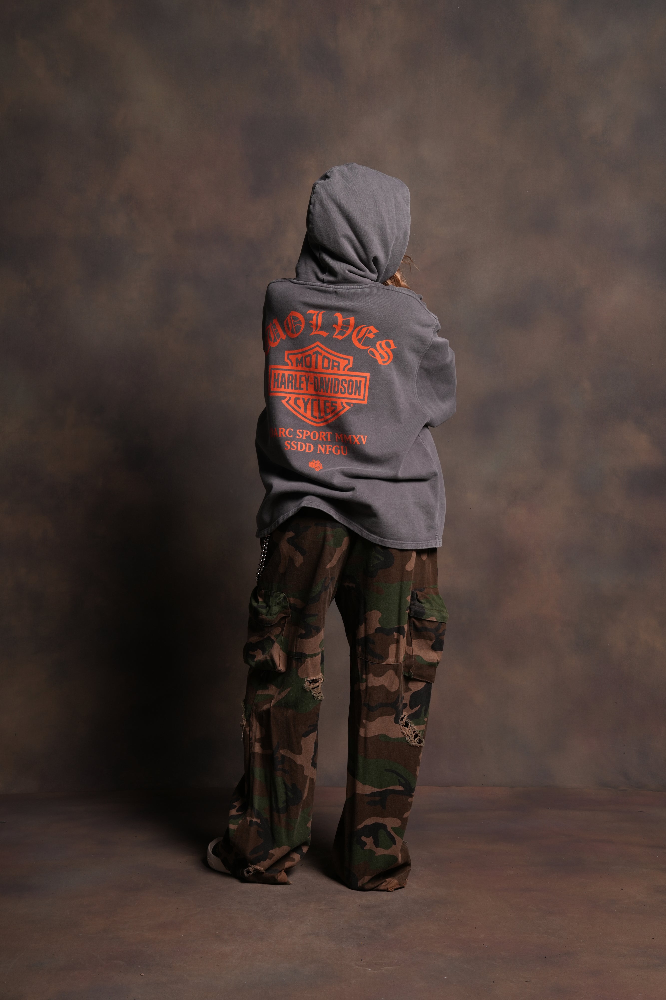 Harley-Davidson Wolves "Moaty" Hoodie in Slate Gray