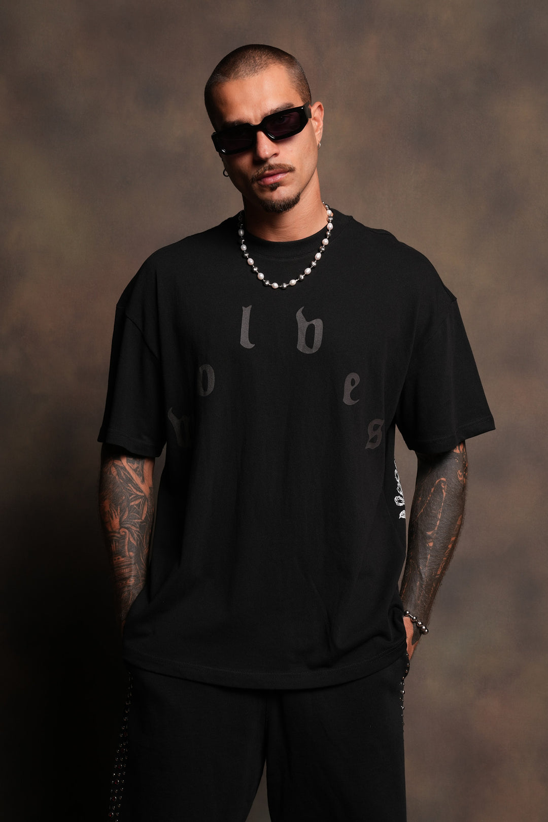 Her Prayer Premium Oversized Tee In Black