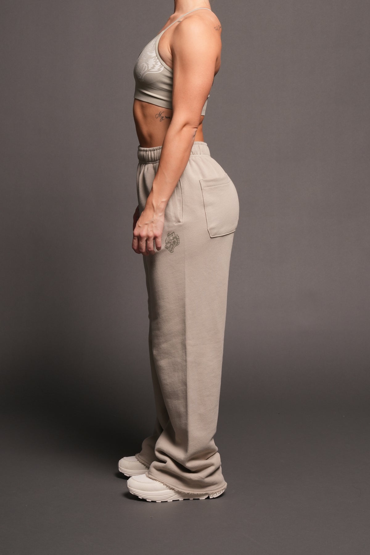 Dual Pyramid Big Cozy Sweats In Cactus Gray
