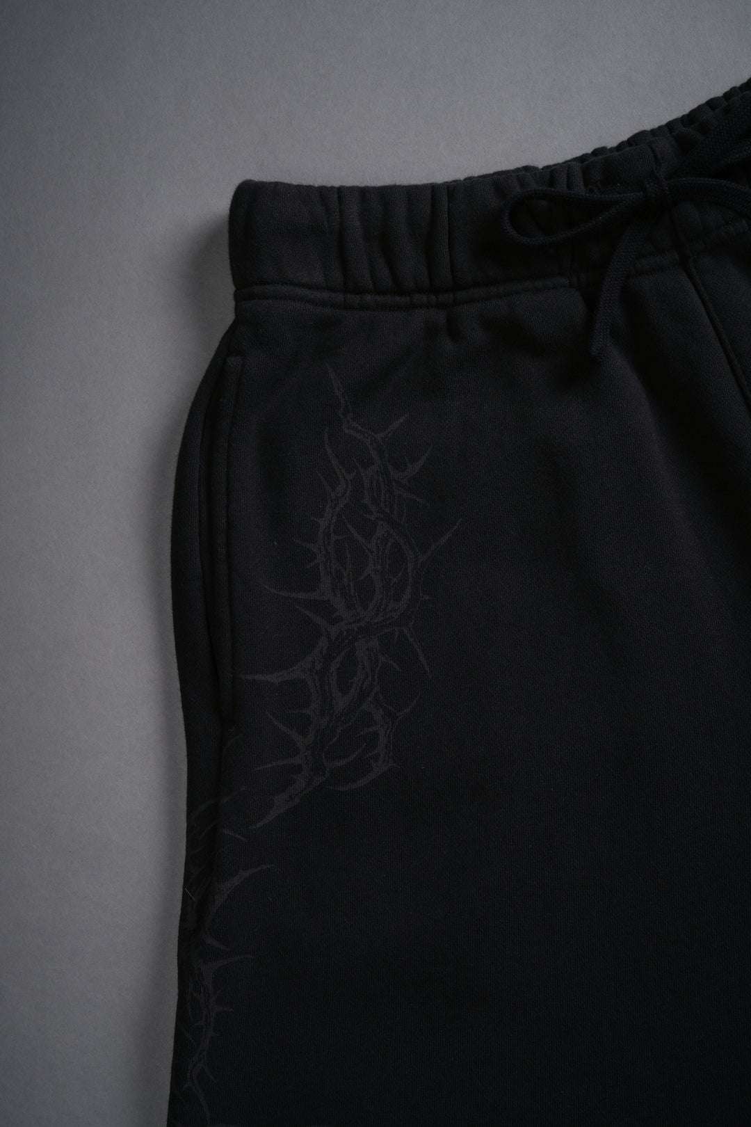 Thorns Post Lounge Sweat Shorts in Black
