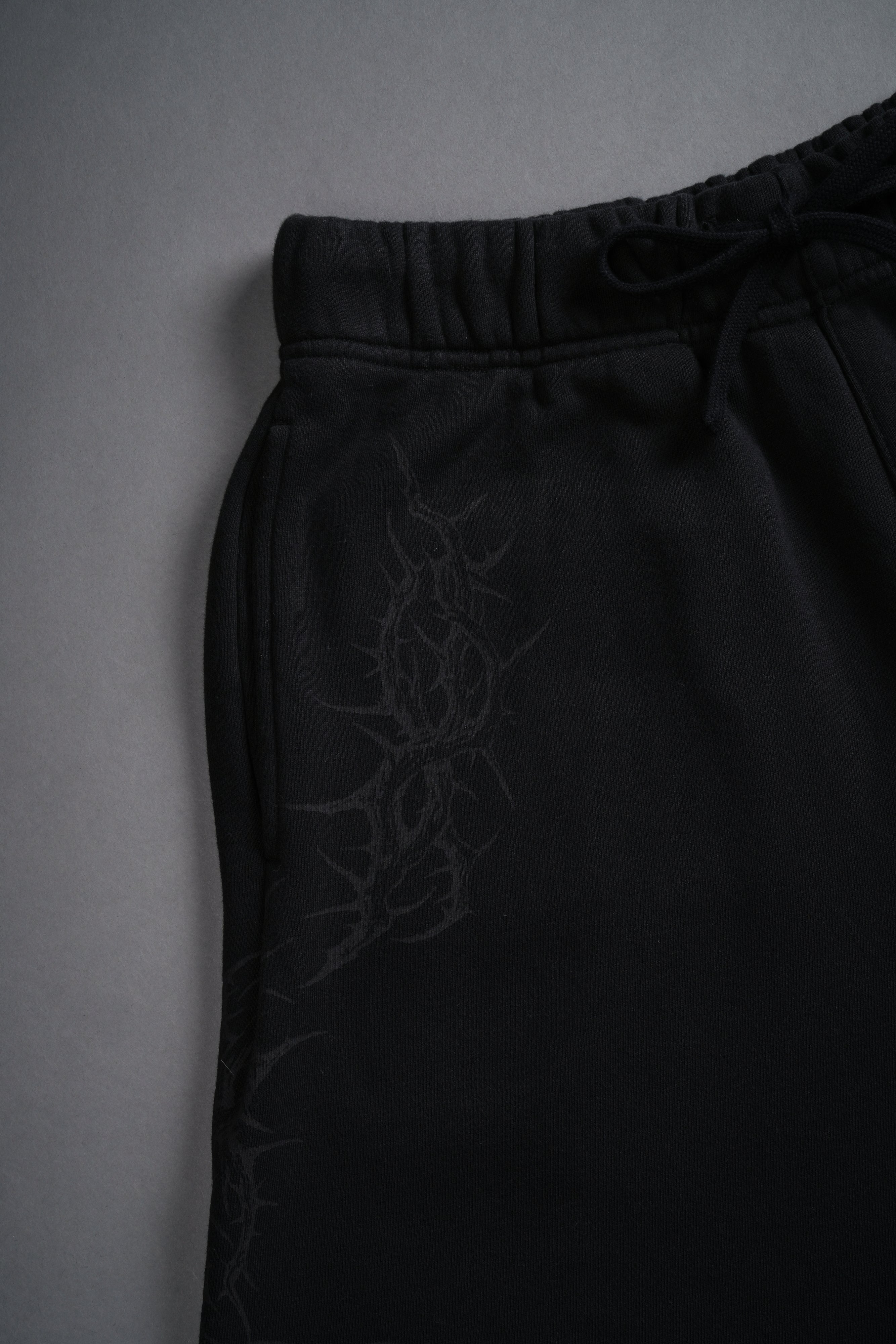 Thorns Post Lounge Sweat Shorts in Black