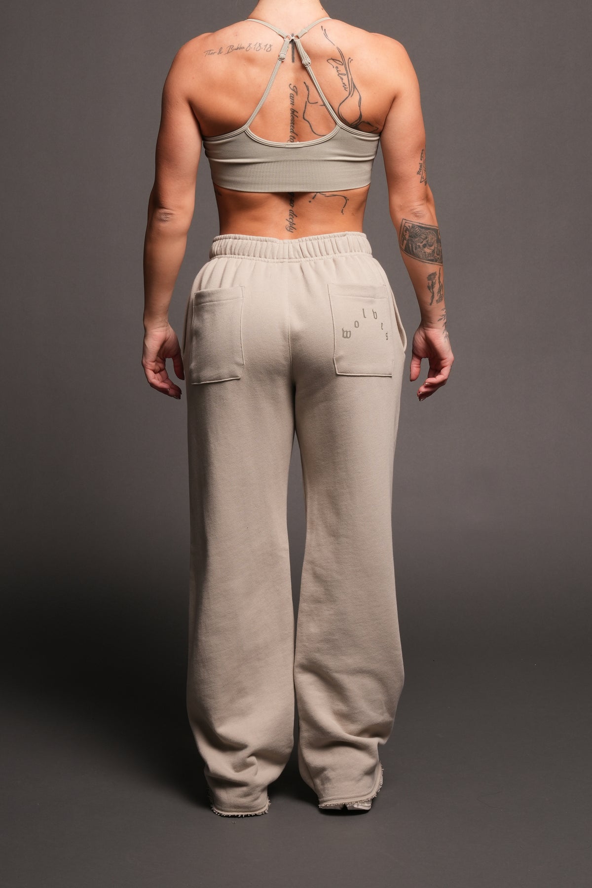 Dual Pyramid Big Cozy Sweats In Cactus Gray