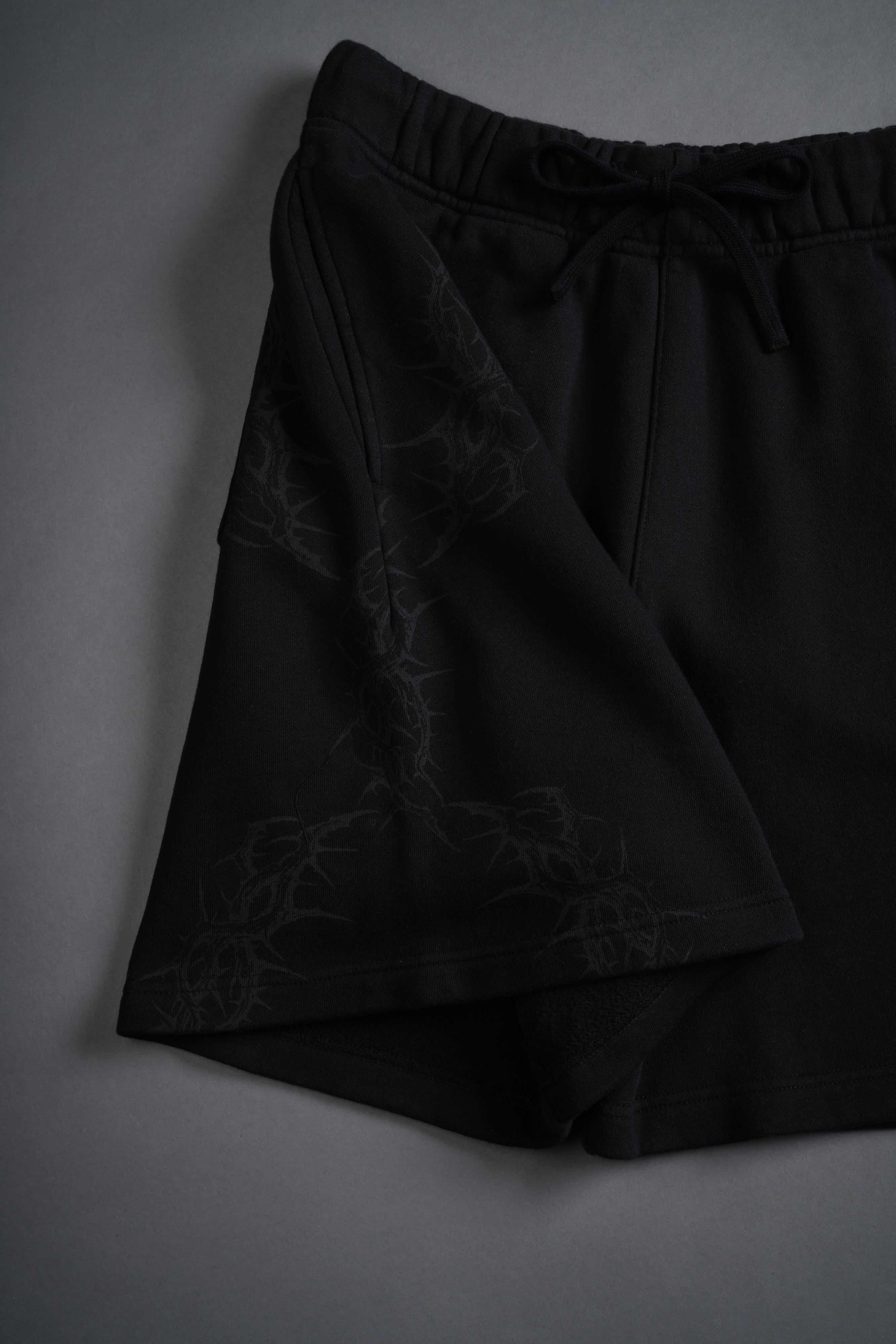 Thorns Post Lounge Sweat Shorts in Black
