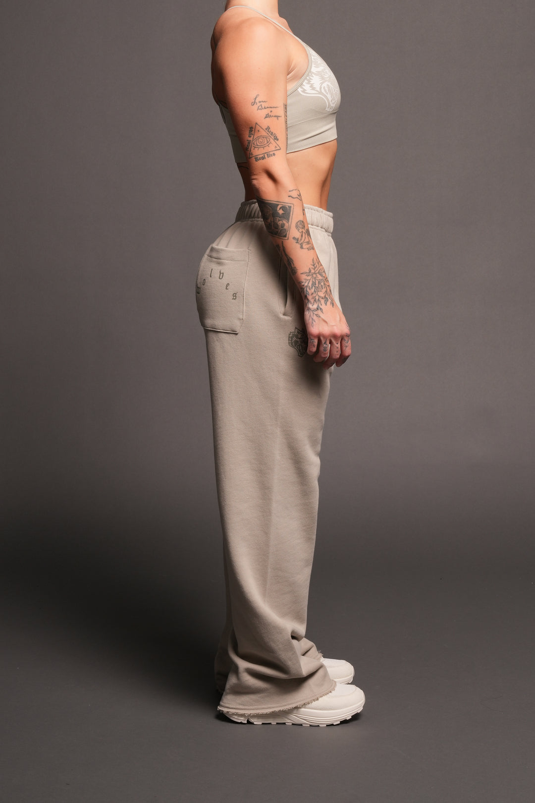Dual Pyramid Big Cozy Sweats In Cactus Gray