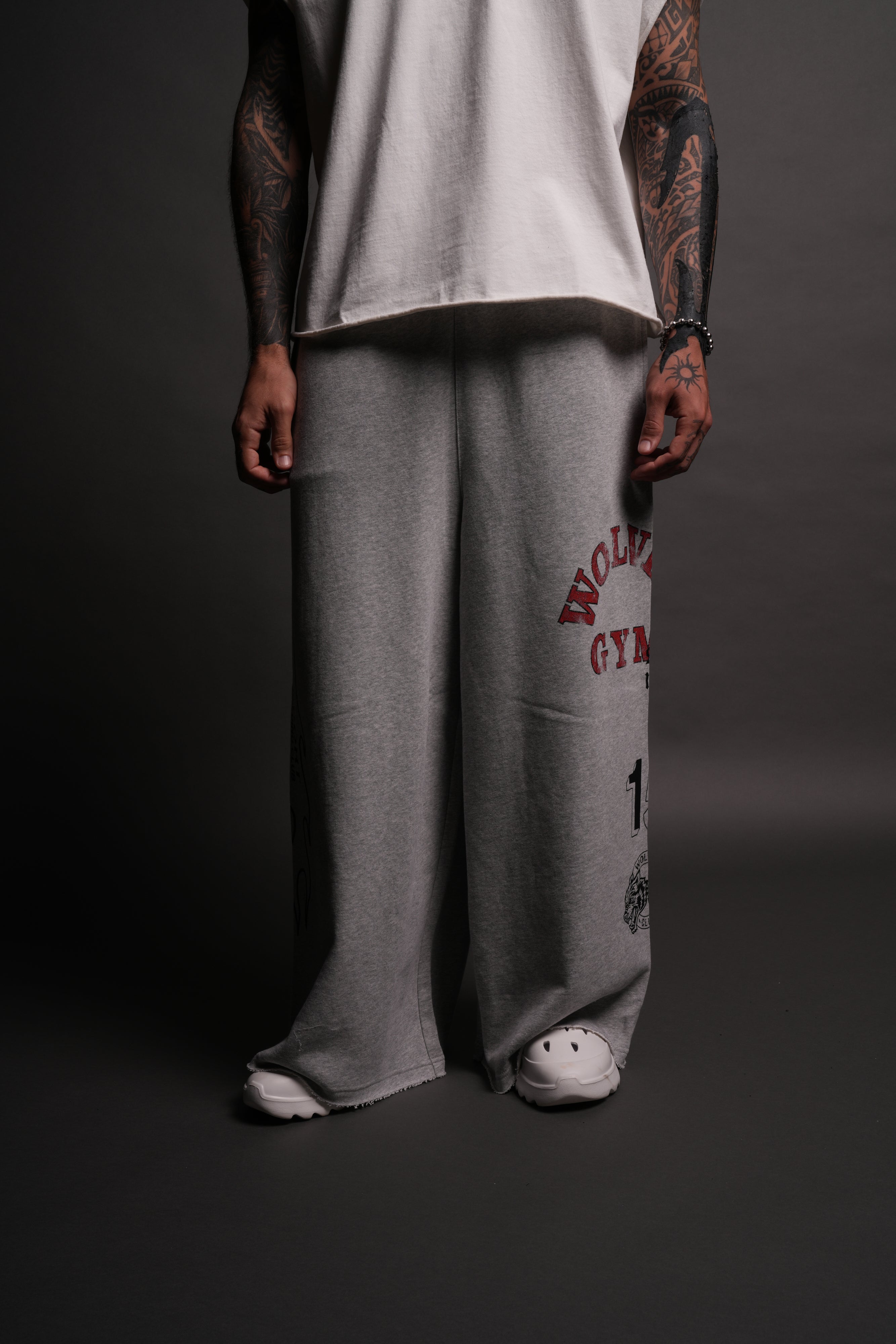 Wolves Gym V2 Oversized Omen Sweat Pants in Light Athletic Gray