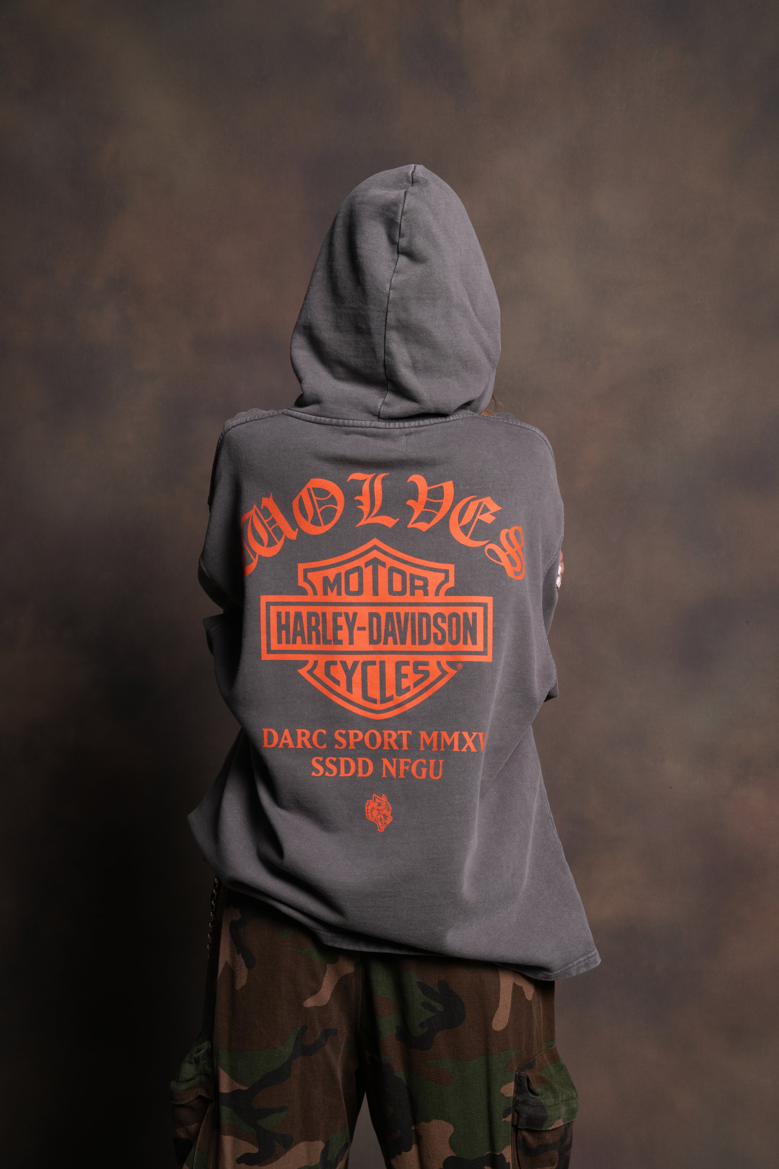Harley-Davidson Wolves "Moaty" Hoodie in Slate Gray