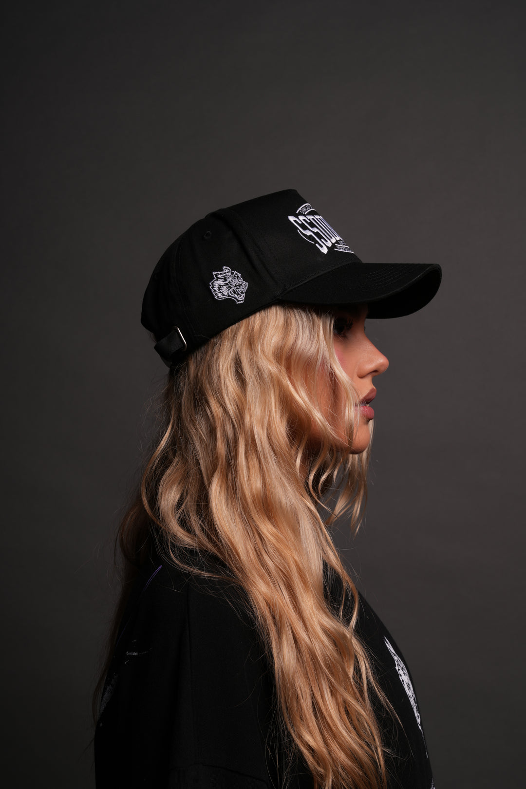 SSDDNFGU FRVR 5 Panel Hat in Black