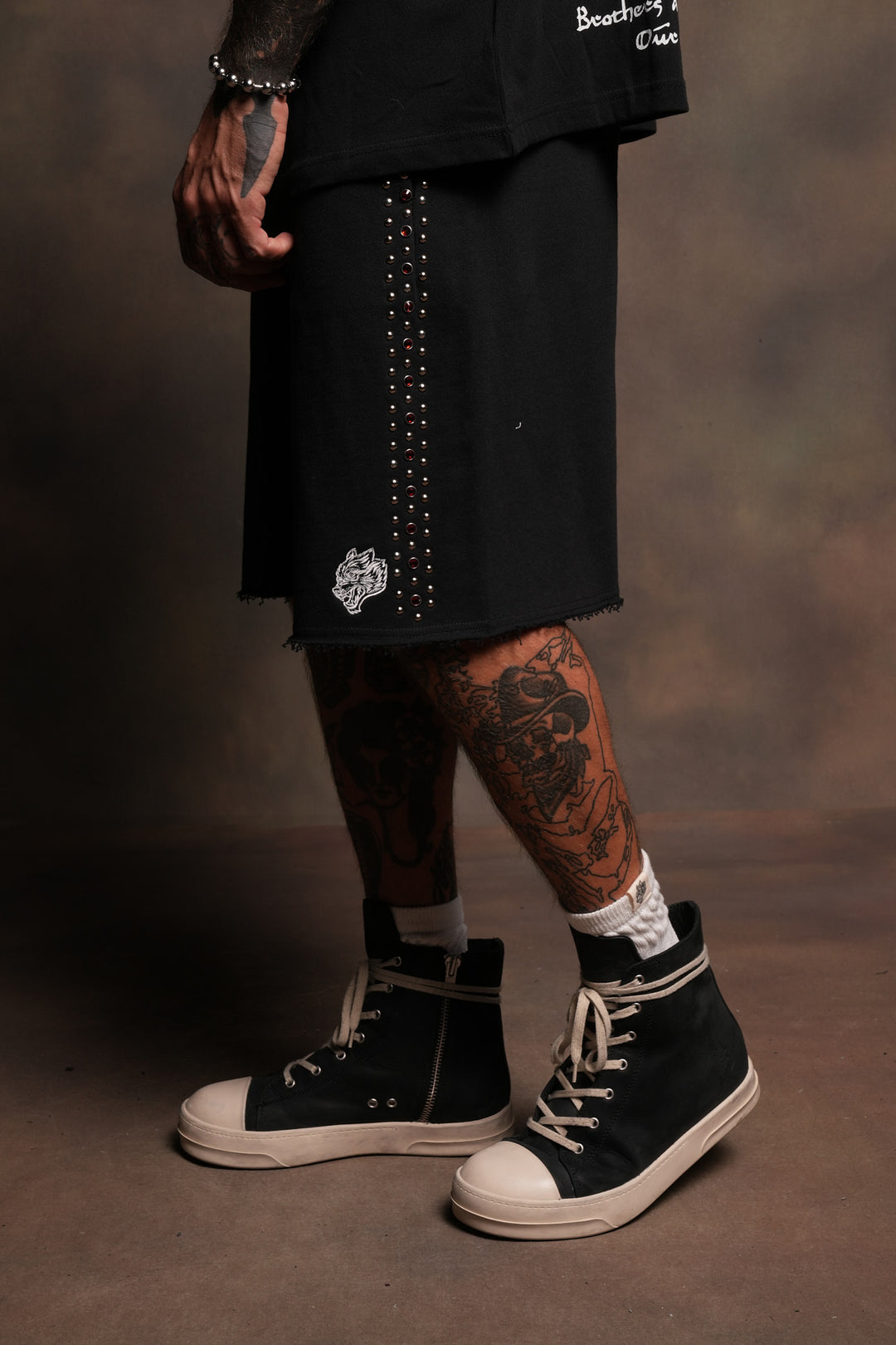 Stud Muerto Grunge Oversized Raw Hem Post Lounge Sweat Shorts In Black
