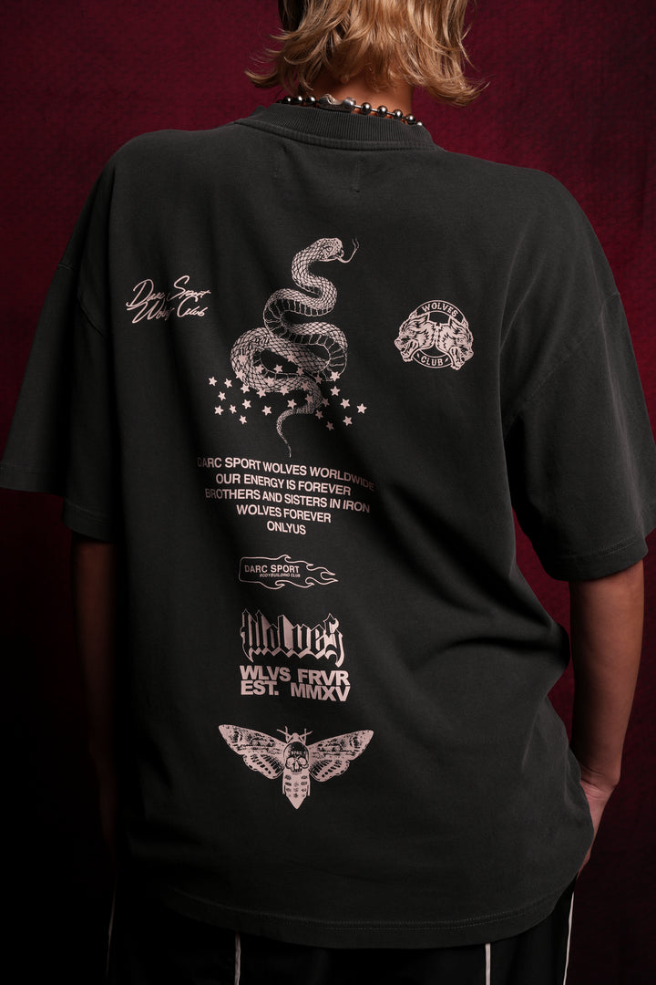 Never Back Down "Pump Cover" Tee in Wolf Gray