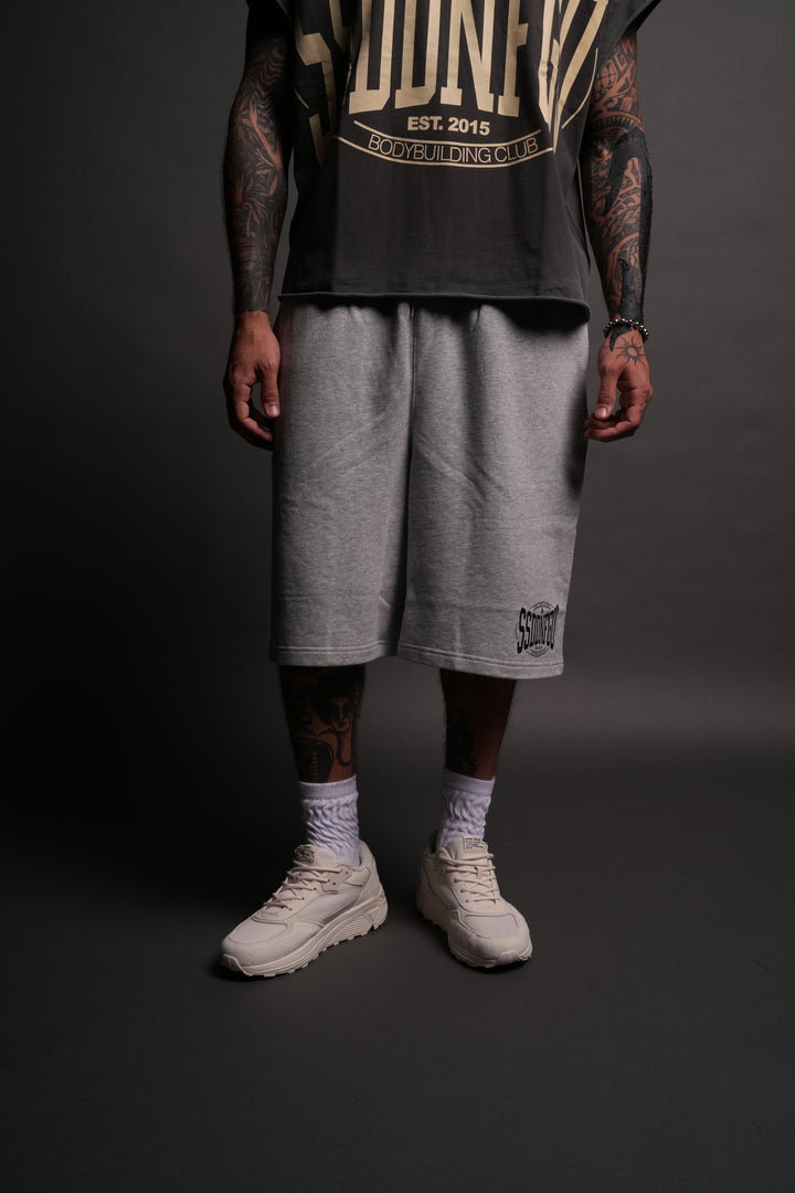 SSDDNFGU FRVR Oversized Osiris Sweat Shorts in Light Athletic Gray
