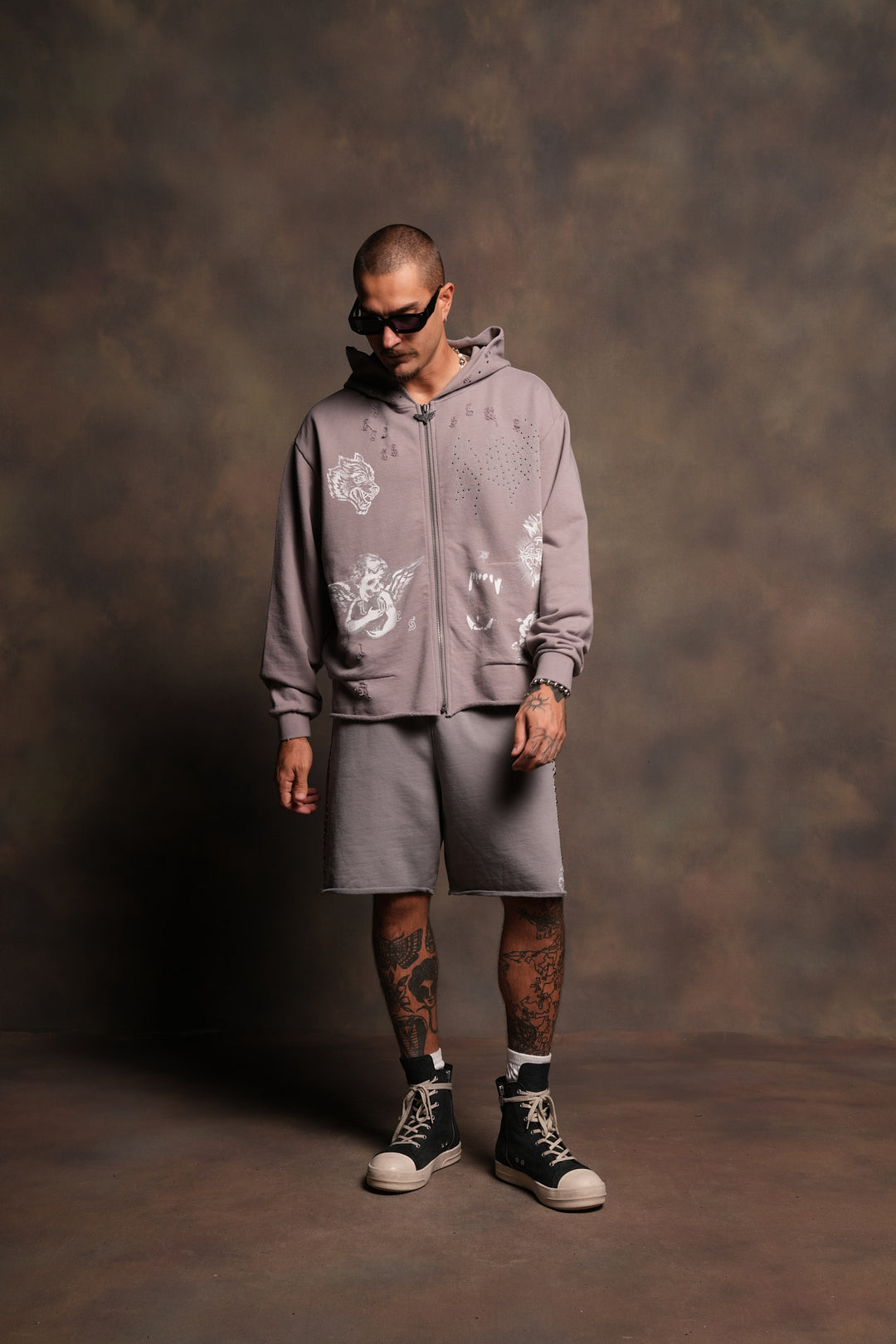Darc Heaven Distressed Grunge Mid Length Raw Hem Zip Hoodie In Pale Gray
