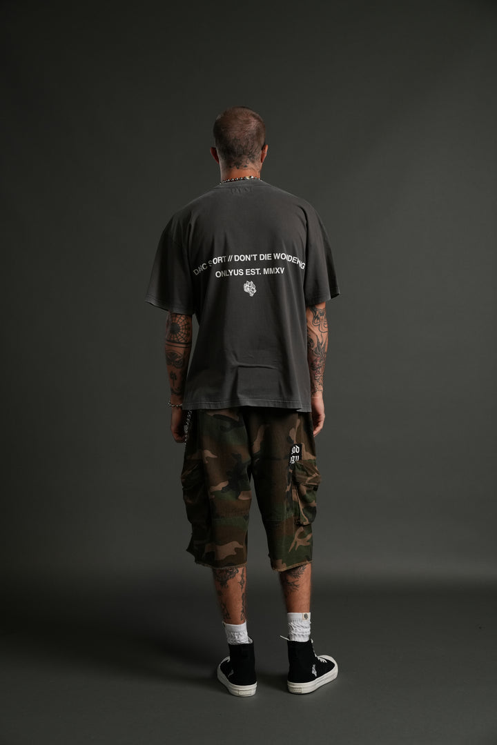 Mistress of Darkness "Grunge" Tee in Wolf Gray