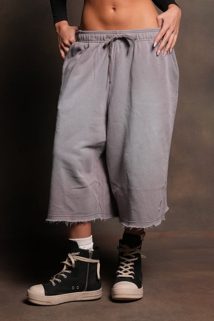 Dual Wolf She Capri Sweat Pants In Pale Gray Super Sun Fade
