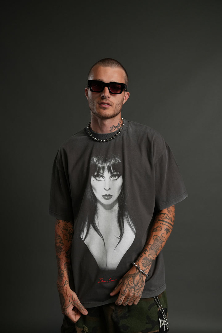 Mistress of Darkness "Grunge" Tee in Wolf Gray