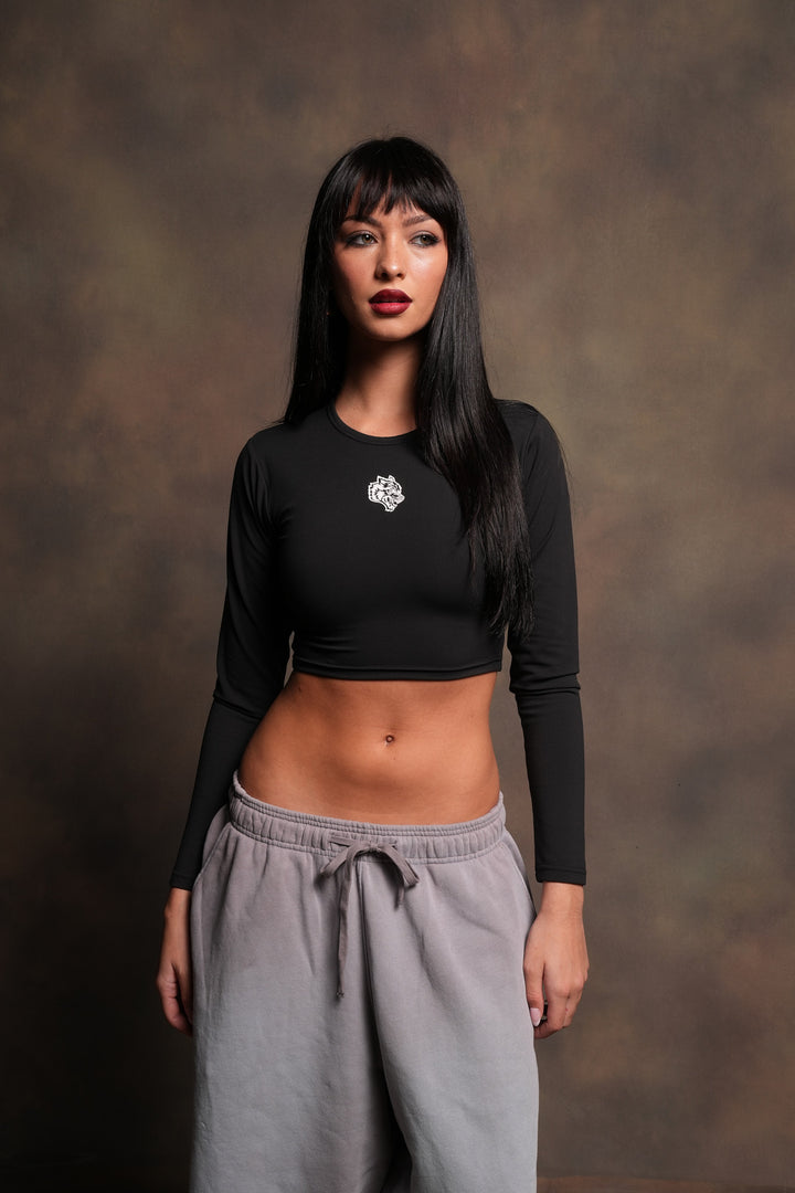 She Wolf Pyramid Energy Ls Top In Black