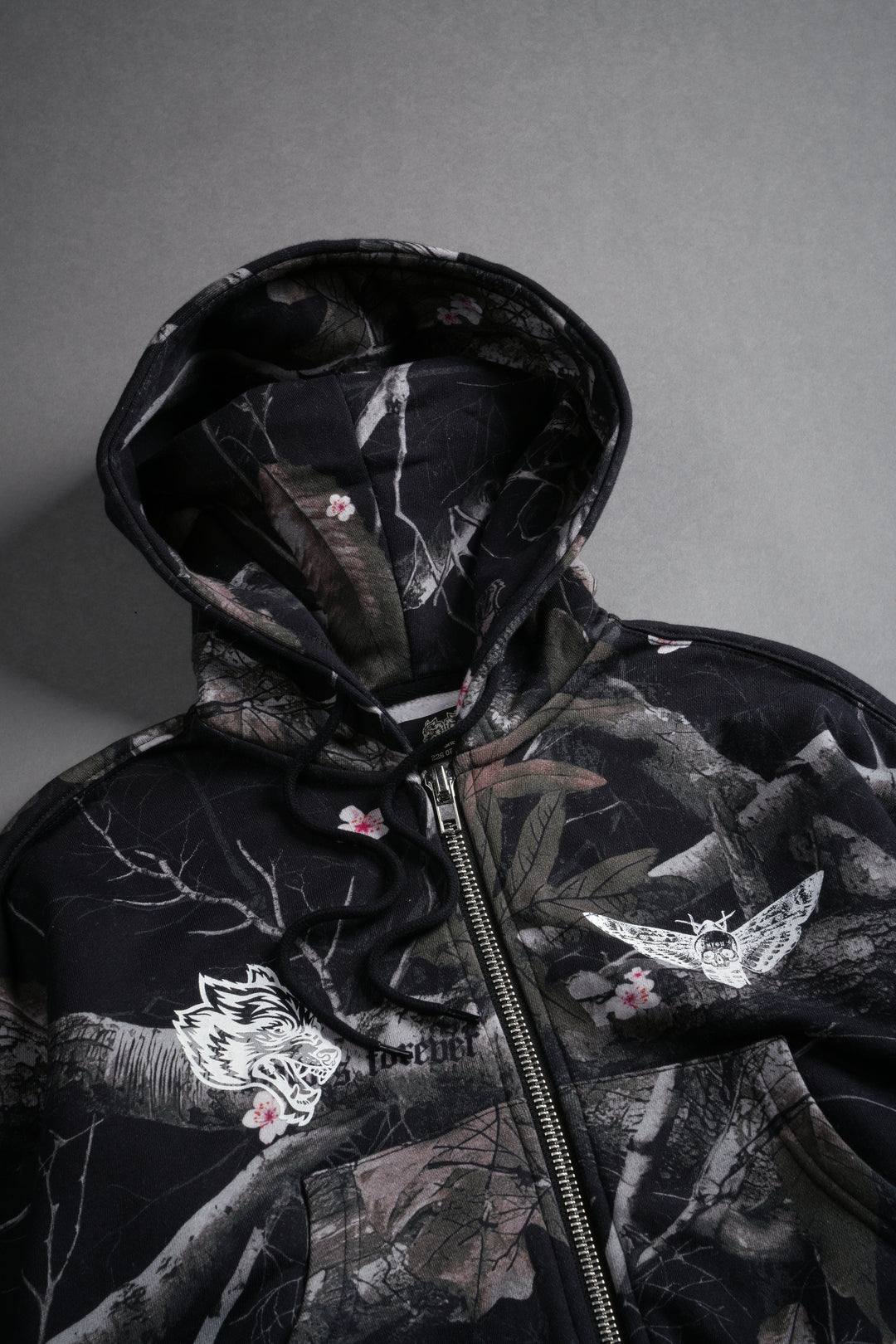 Single Wolf "Sage" Cropped Zip Hoodie in Darc Blossom Woodland Camo
