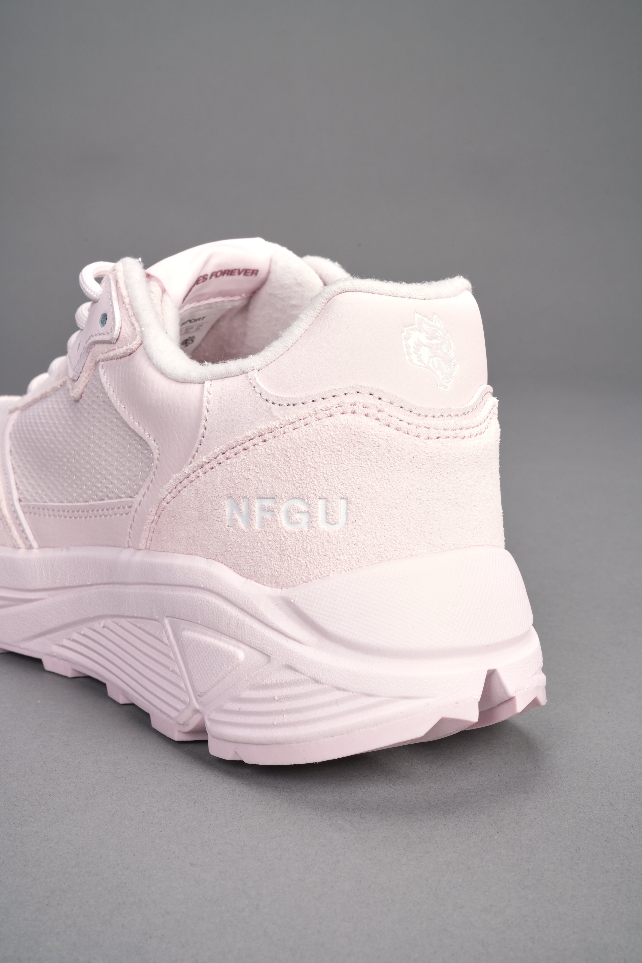 Run-1 Shoes in Cloud Pink