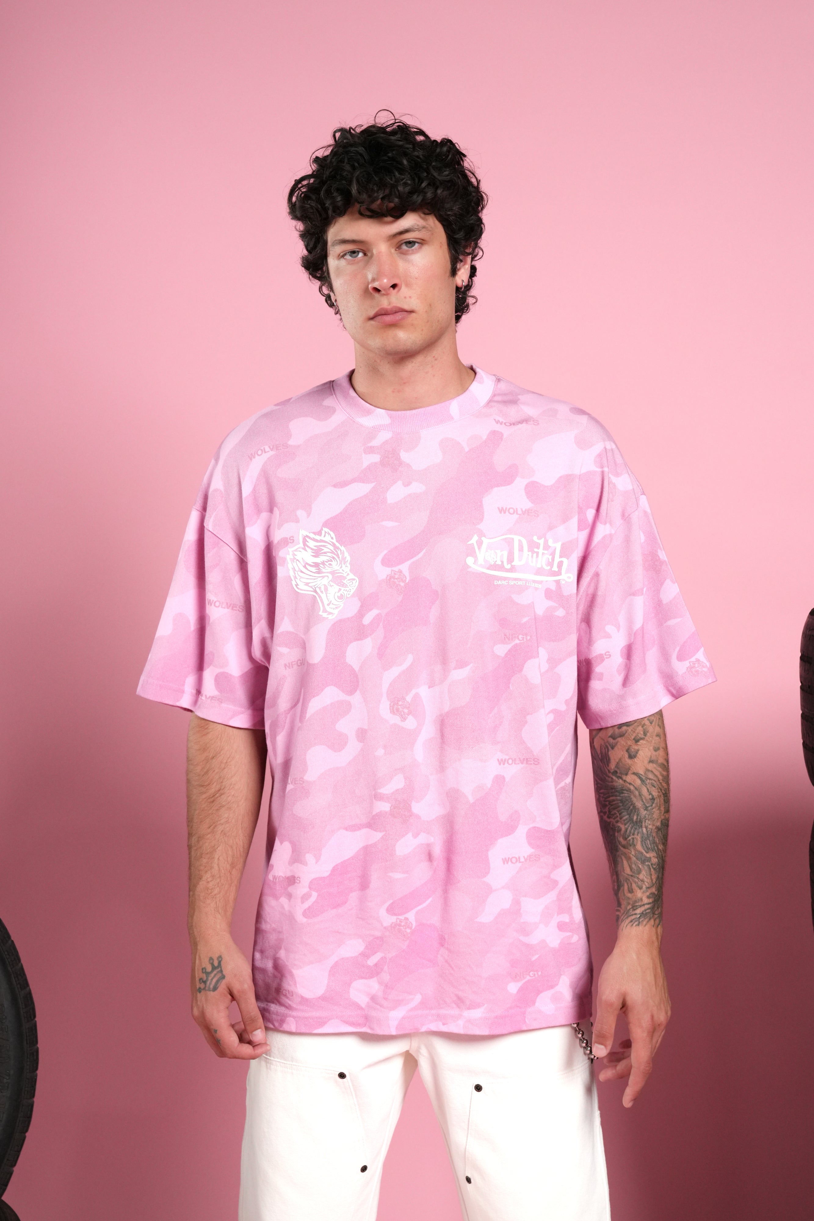 Von Wild V2 Premium Oversized Tee in Dsvd Bubblegum Camo