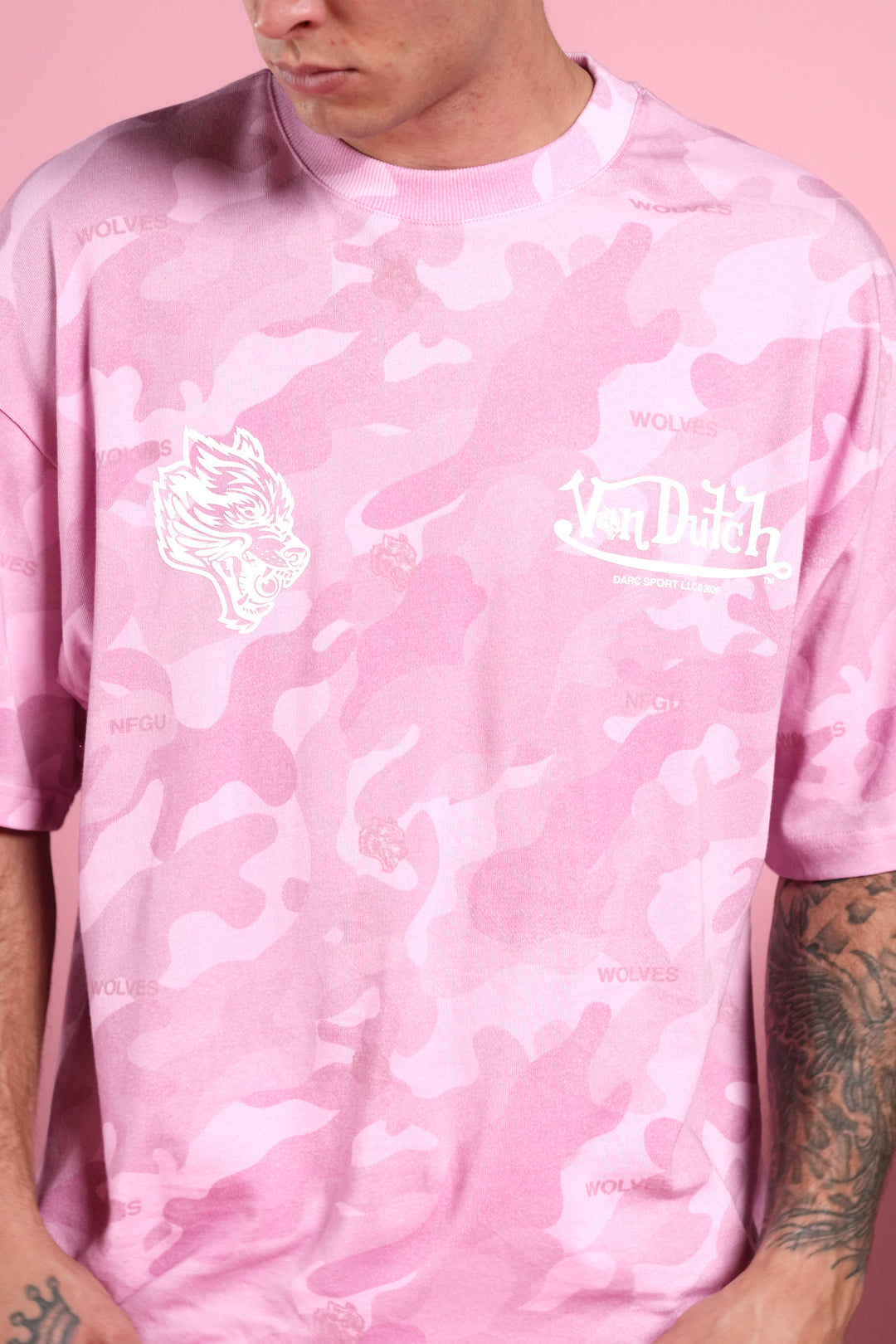 Von Wild V2 Premium Oversized Tee in Dsvd Bubblegum Camo