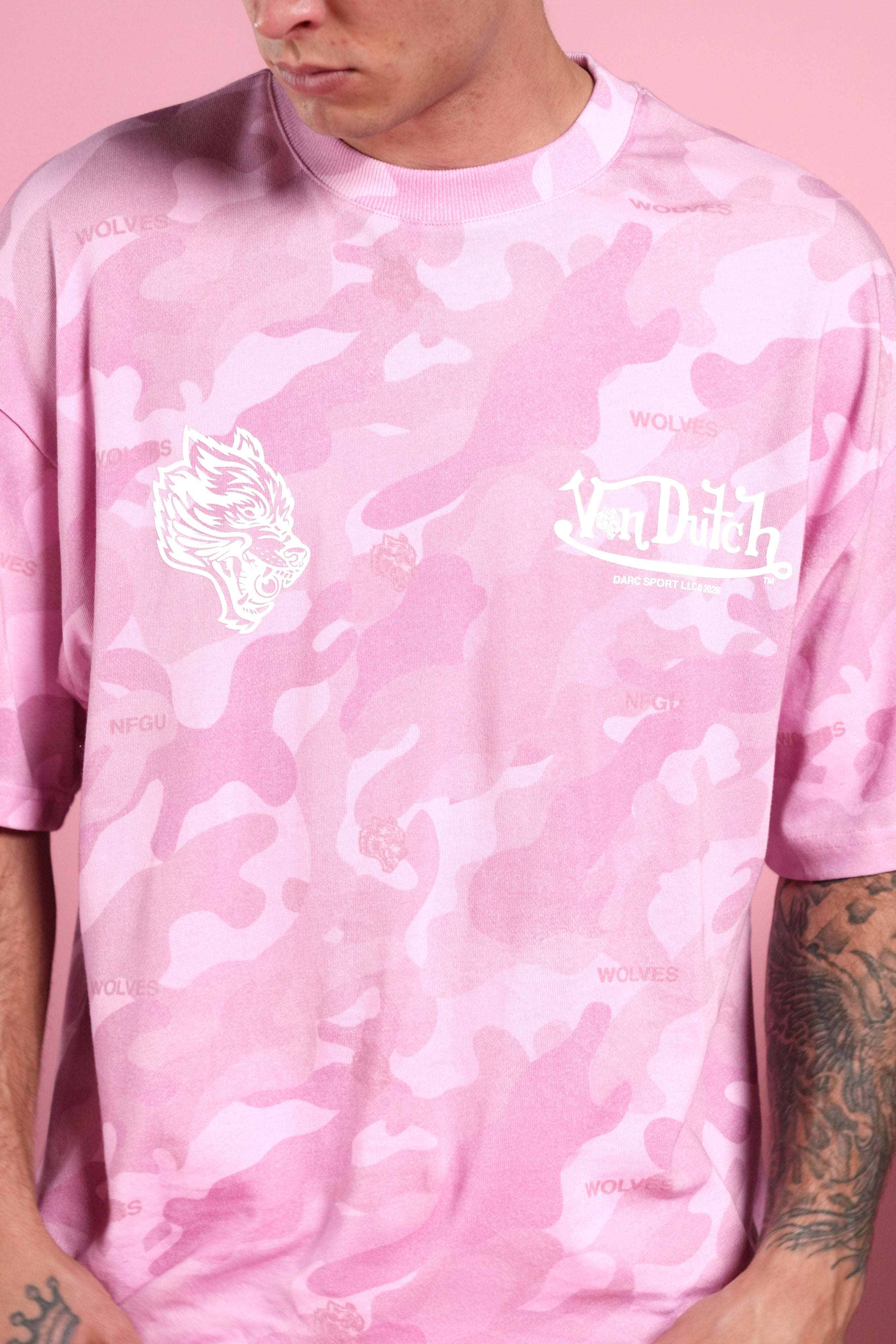 Von Wild V2 Premium Oversized Tee in Dsvd Bubblegum Camo