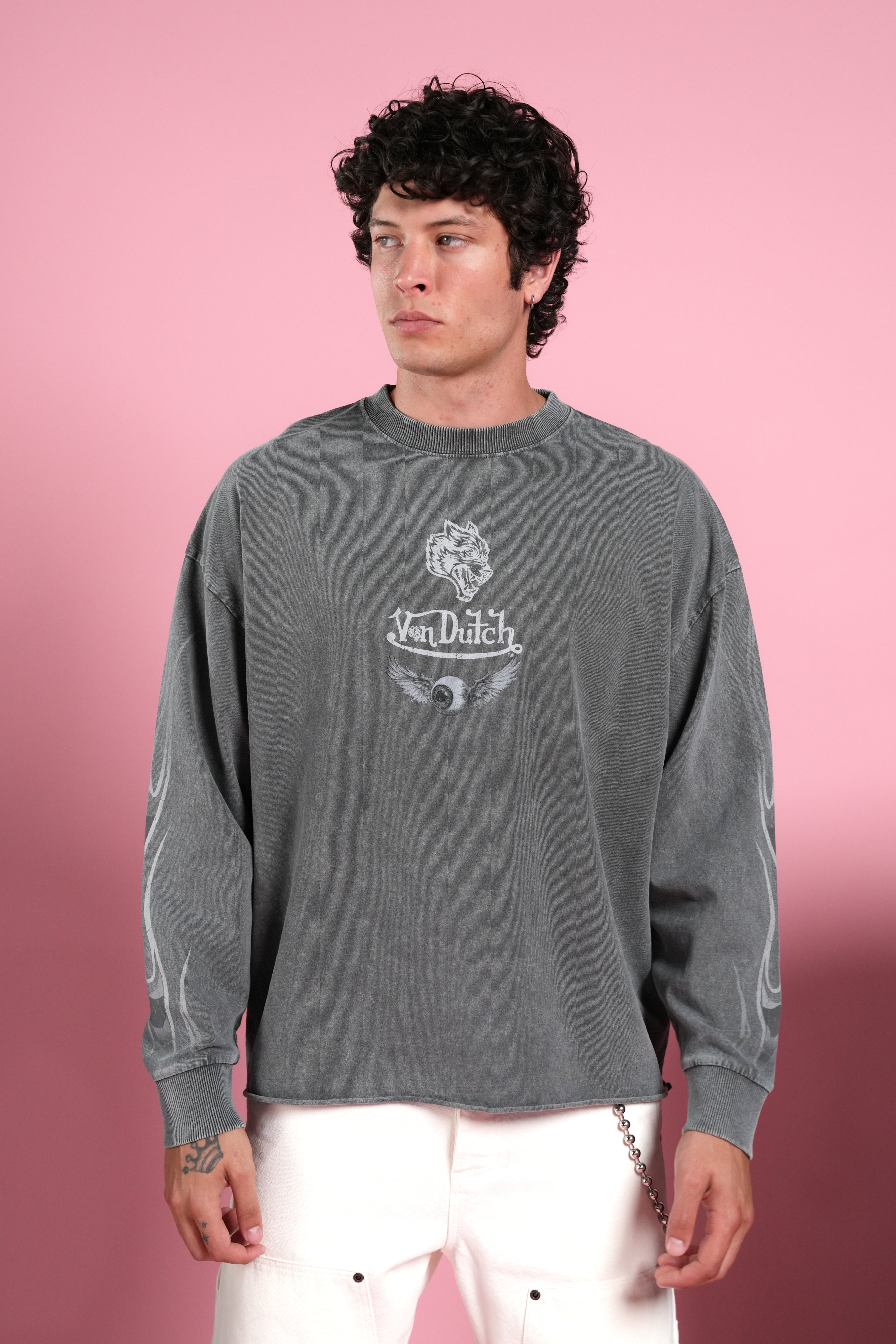 Take-Off Grunge Mid-Length Raw Hem LS Tee in Wolf Gray – DarcSport