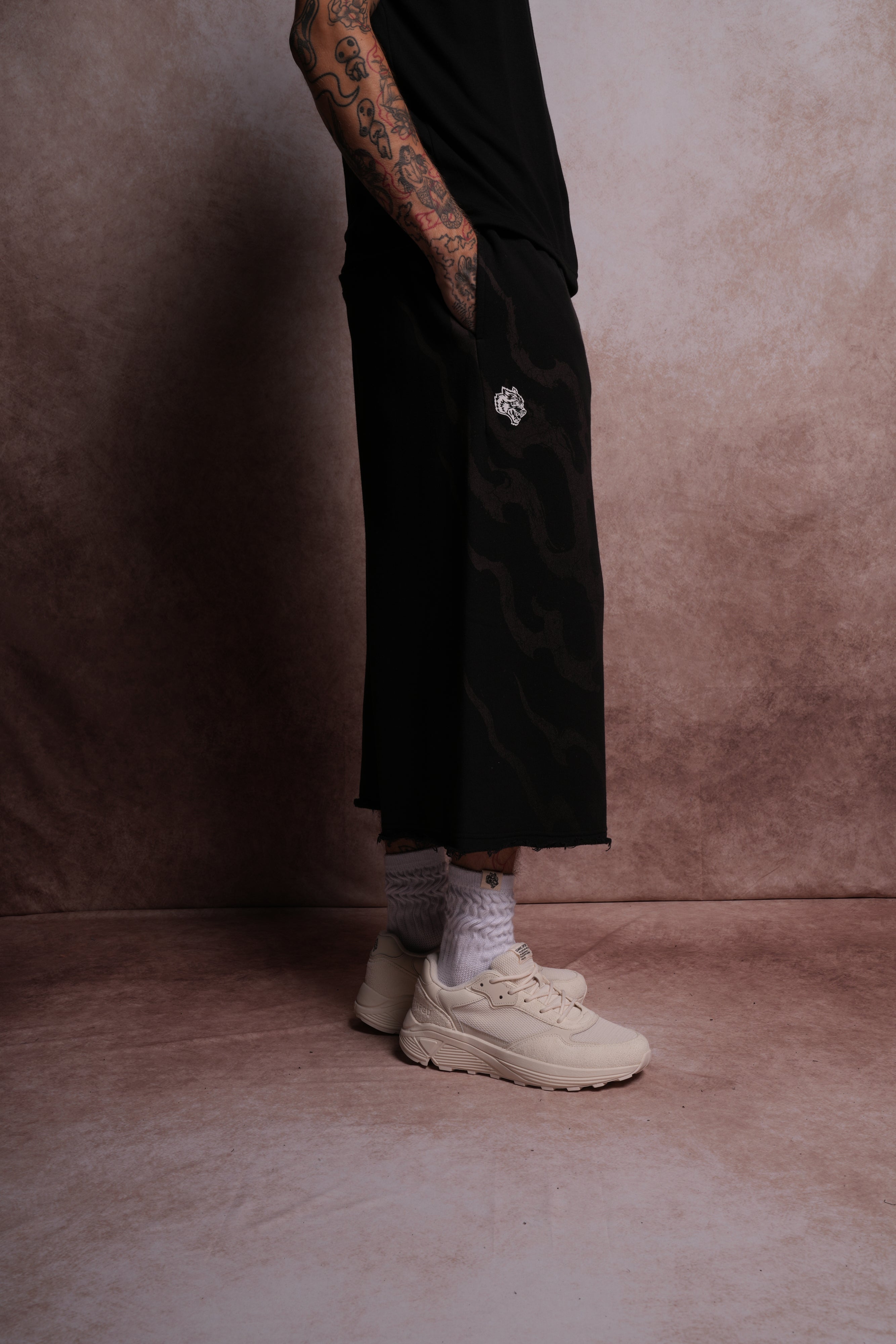 Darc Infernal Oversized Omen Cropped Sweat Pants in Black