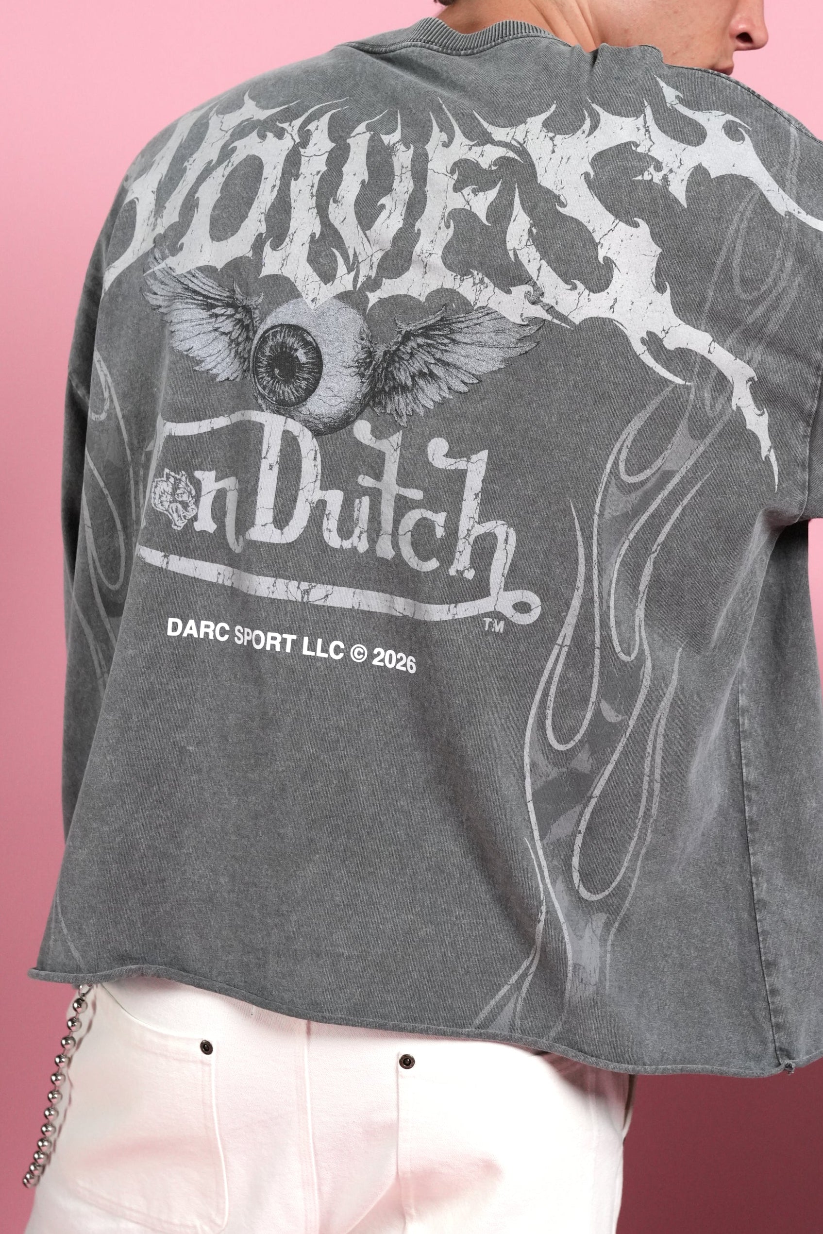Take-Off Grunge Mid-Length Raw Hem LS Tee in Wolf Gray