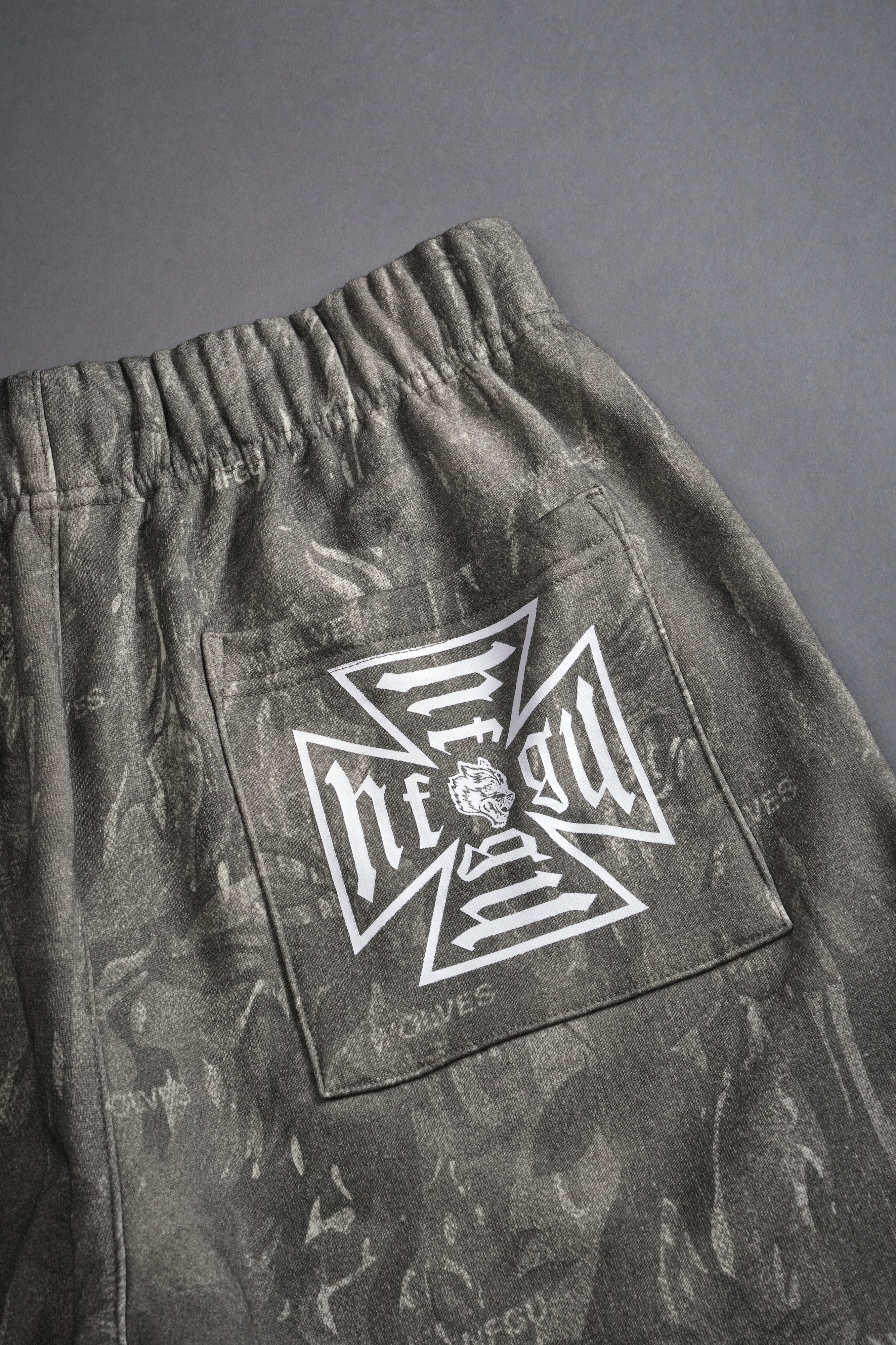 Dual Core Raw Hem Oversized Post Lounge Sweat Shorts in Ohana