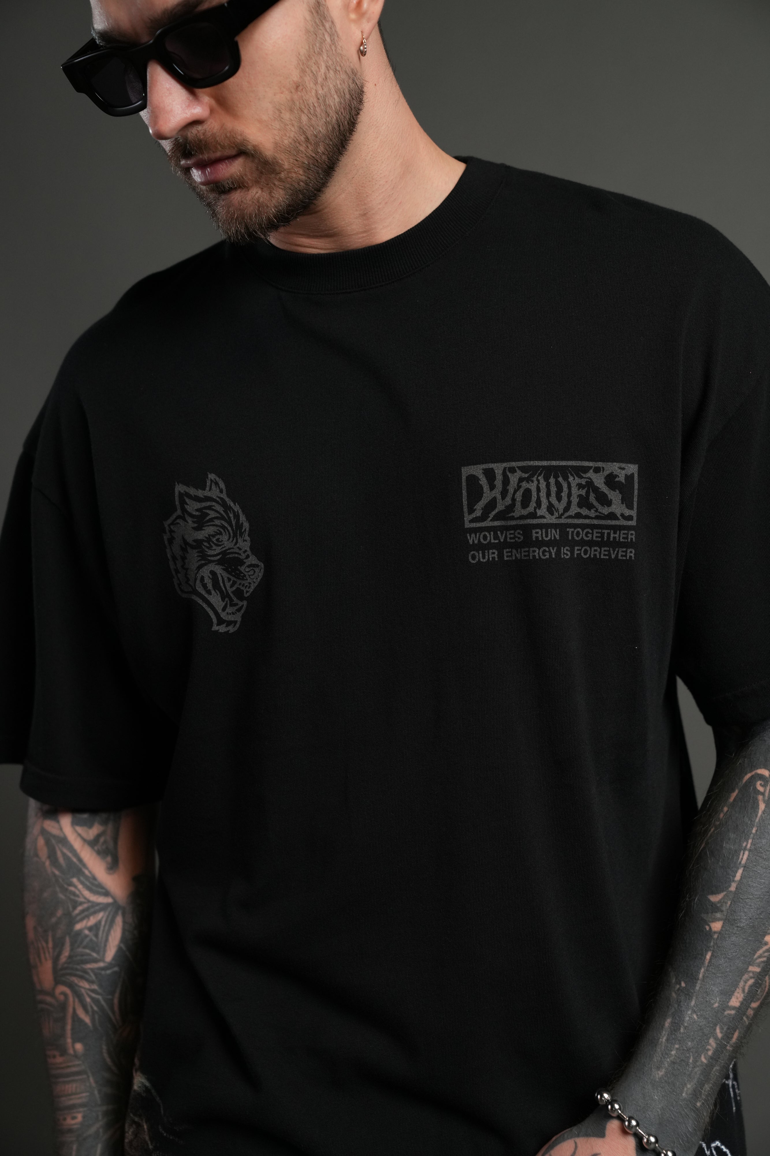 Darc M. Bison "Side By Side" Series Premium Oversized Tee in Black