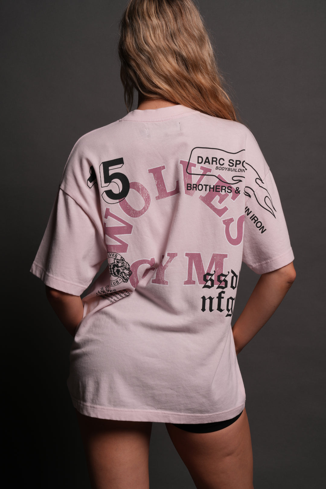 Wolves Gym V2 "Pump Cover" Tee in Blush Pink