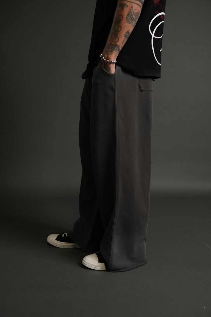 Darc Wandering Moaty Sweat Pants in Wolf Gray Drift Wash