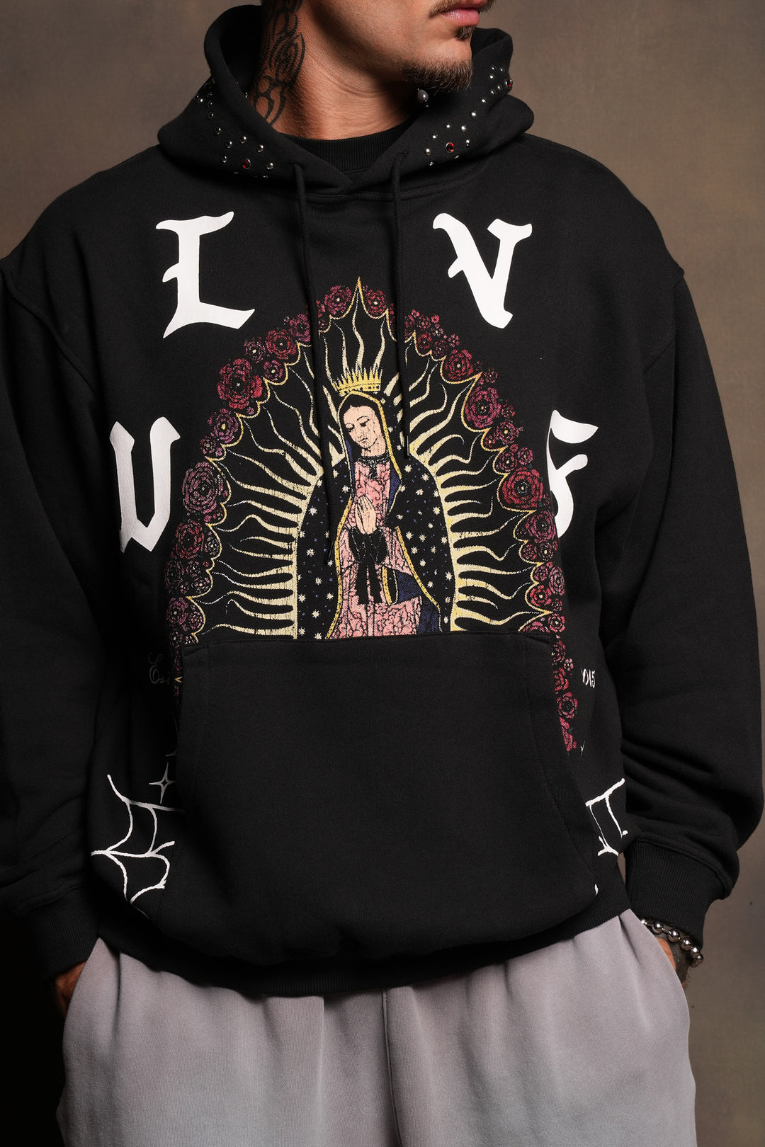 Dama De Las Rosas Bishop Hoodie In Black