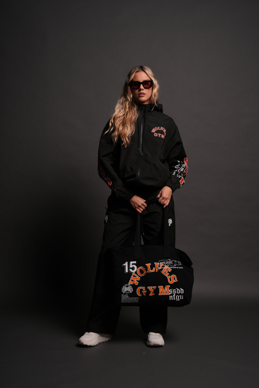 Wolves Gym V2 Canvas Tote in Black