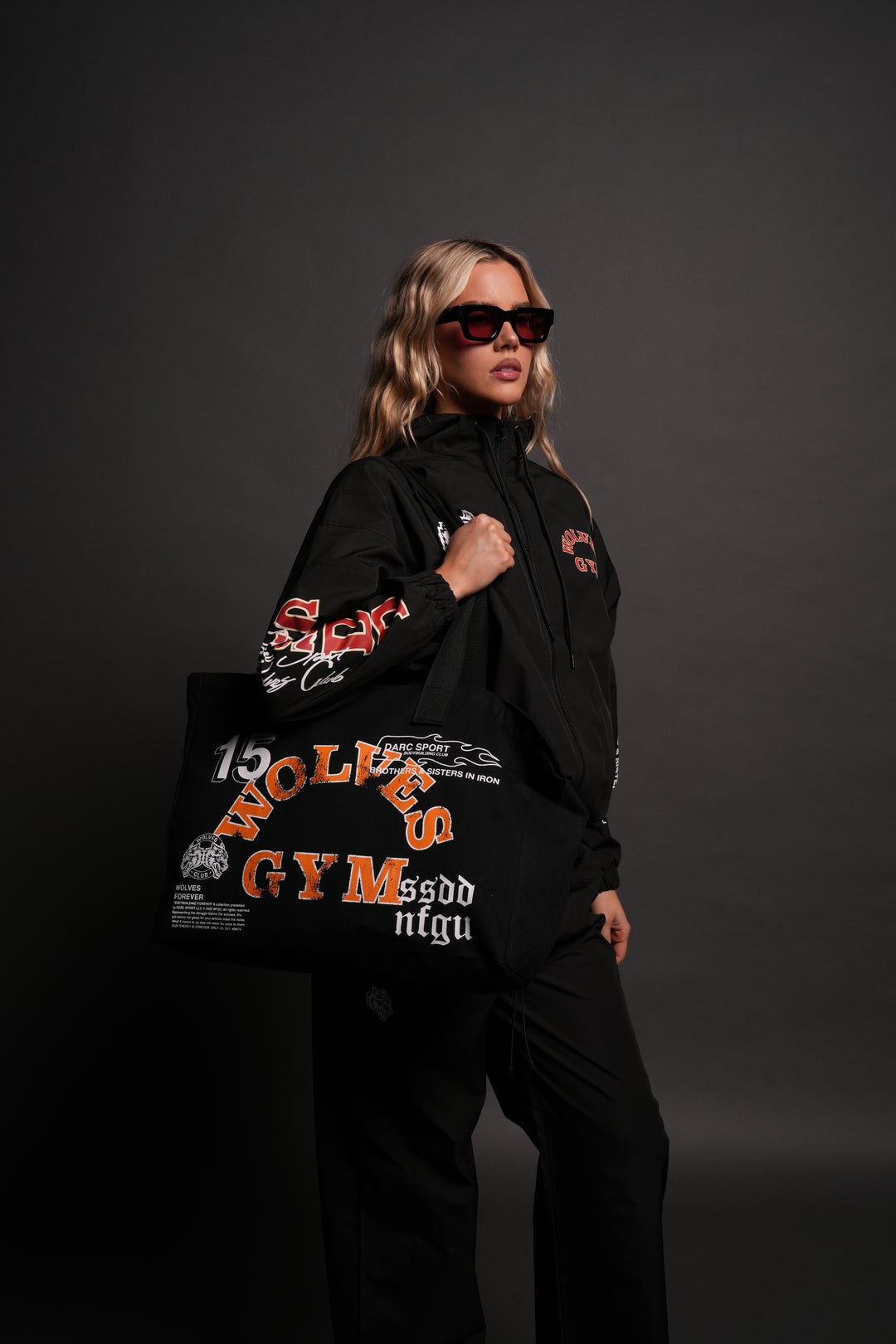 Wolves Gym V2 Canvas Tote in Black