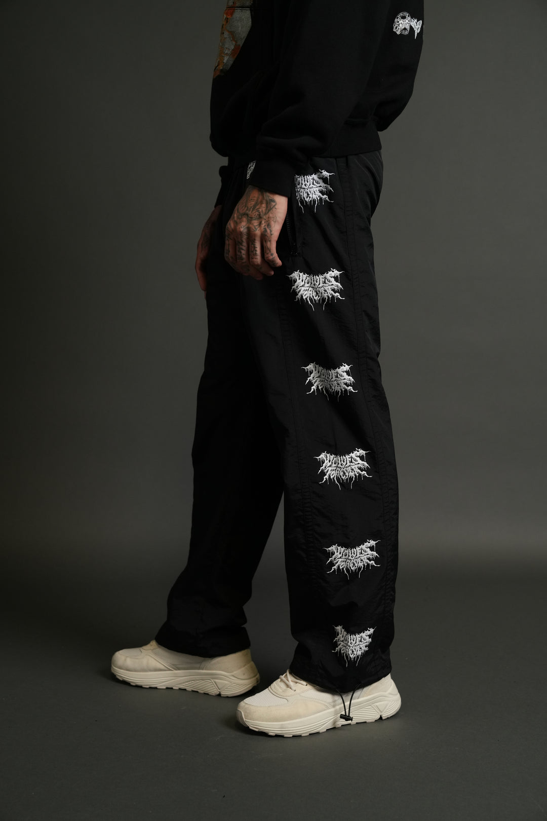 Drip Hesh Remind Track Pants in Black/White