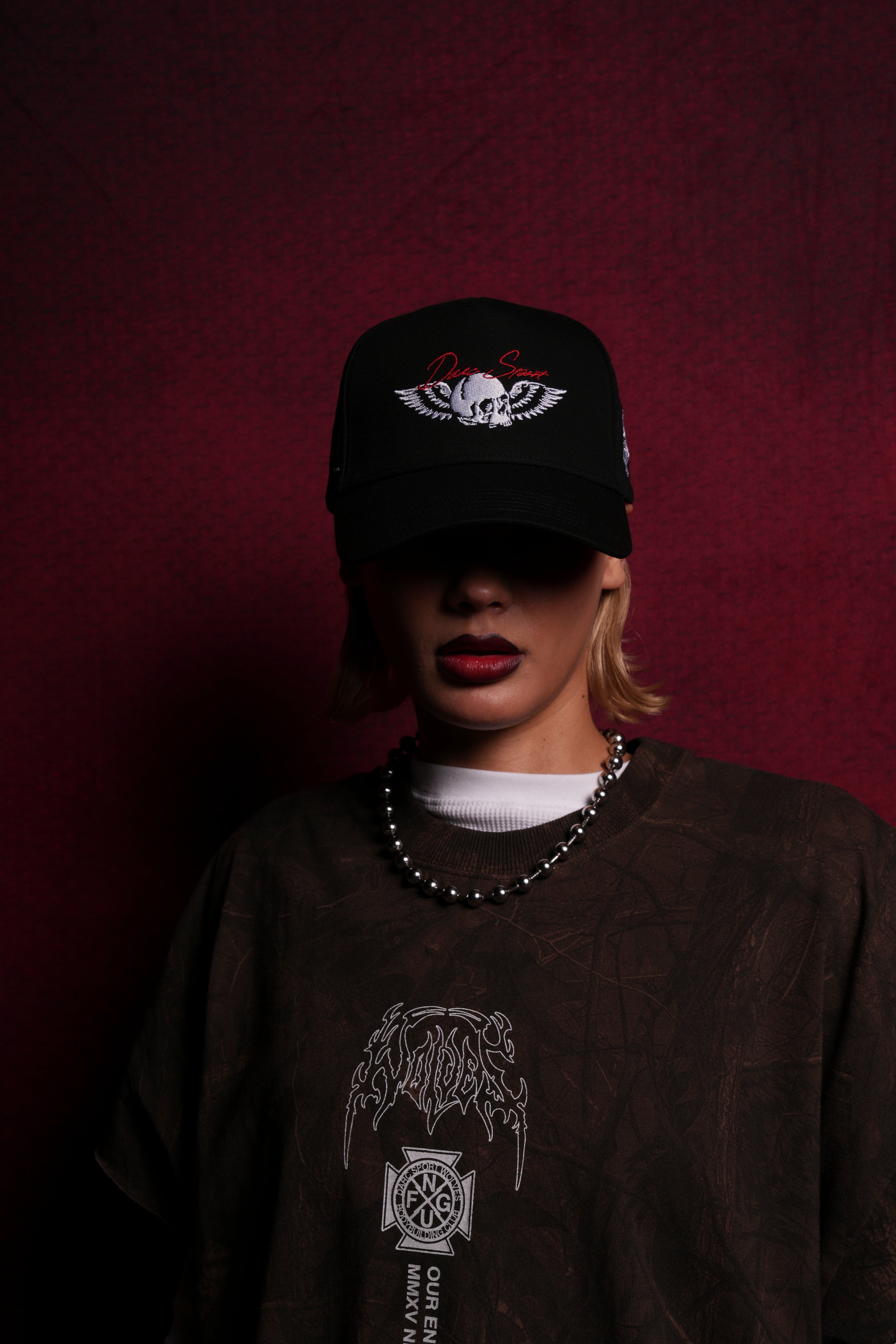 Nomad 5 Panel Hat in Black
