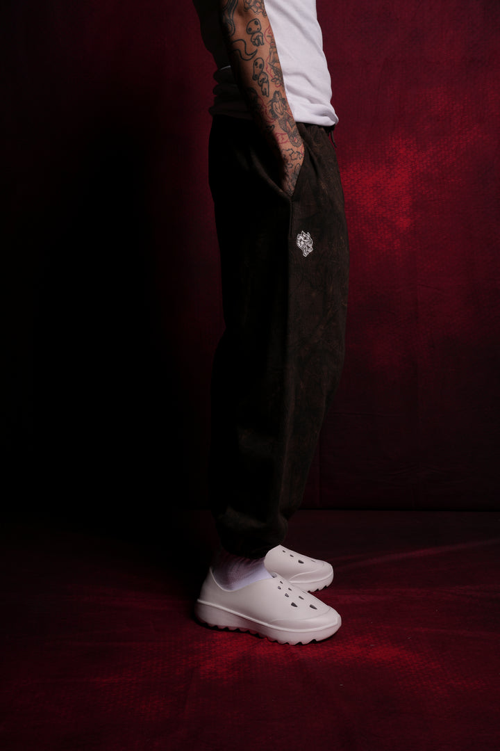 Dual Lounger Sweat Pants in Brown Driftwood Forest Camo