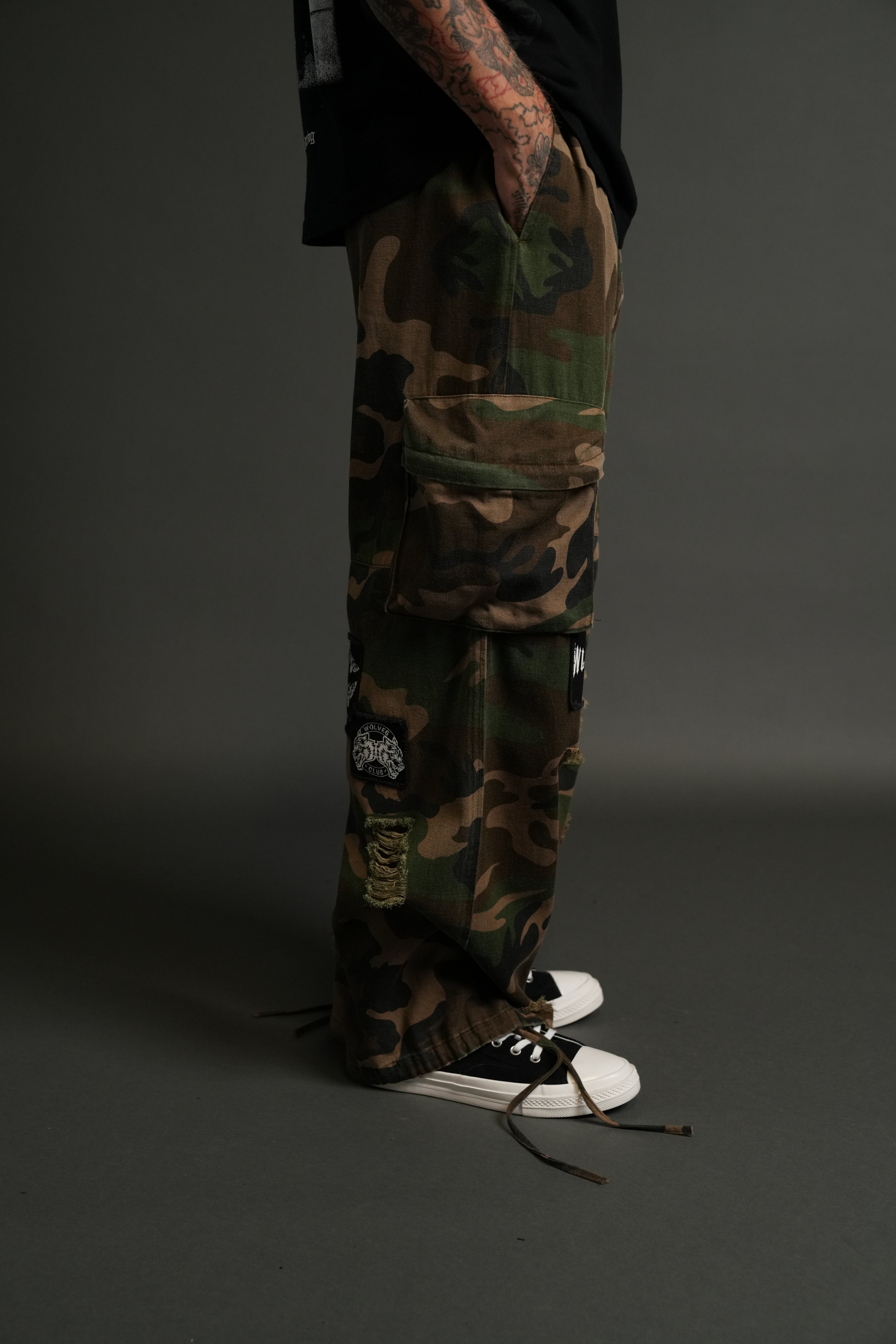 Patched Wolf Chopper Duke Cargo Pants in Woodland Camo