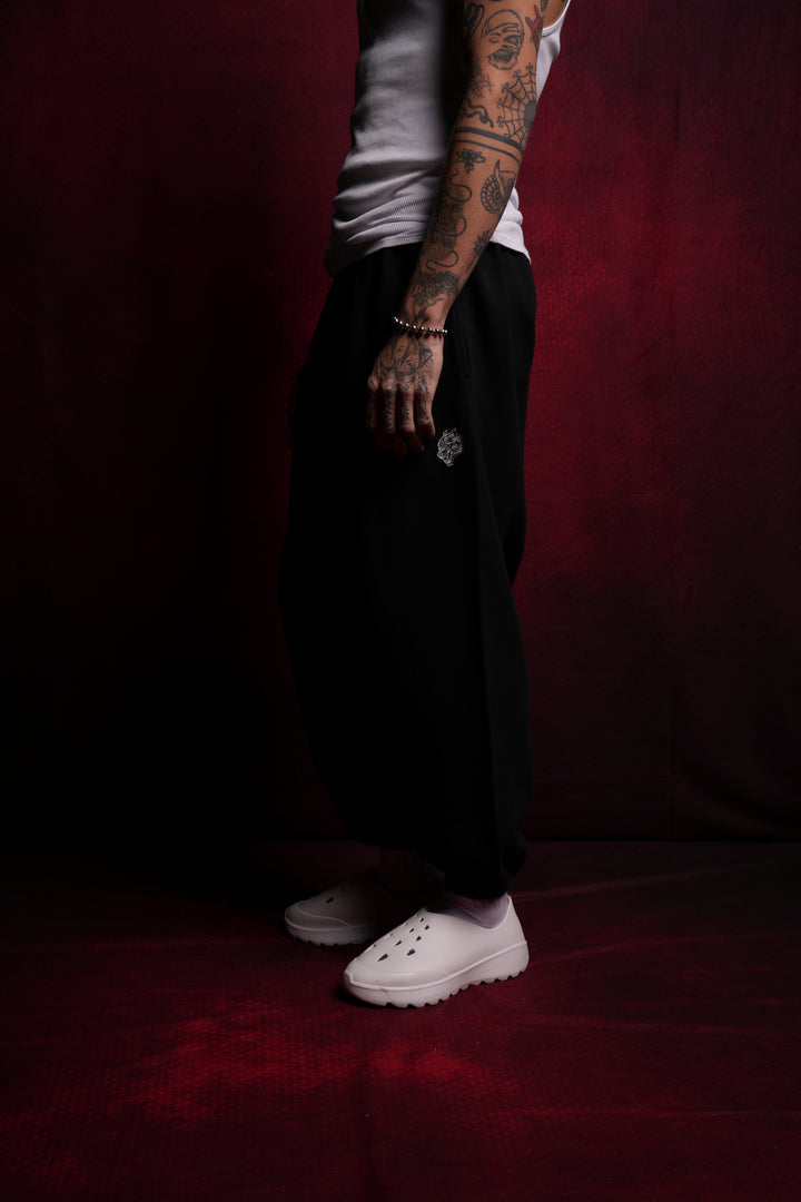 Dual Lounger Sweat Pants in Black