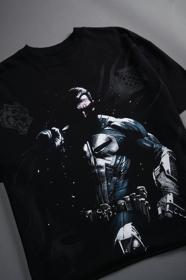 Punisher Grunge Mid-Length Raw Hem Tee in Black
