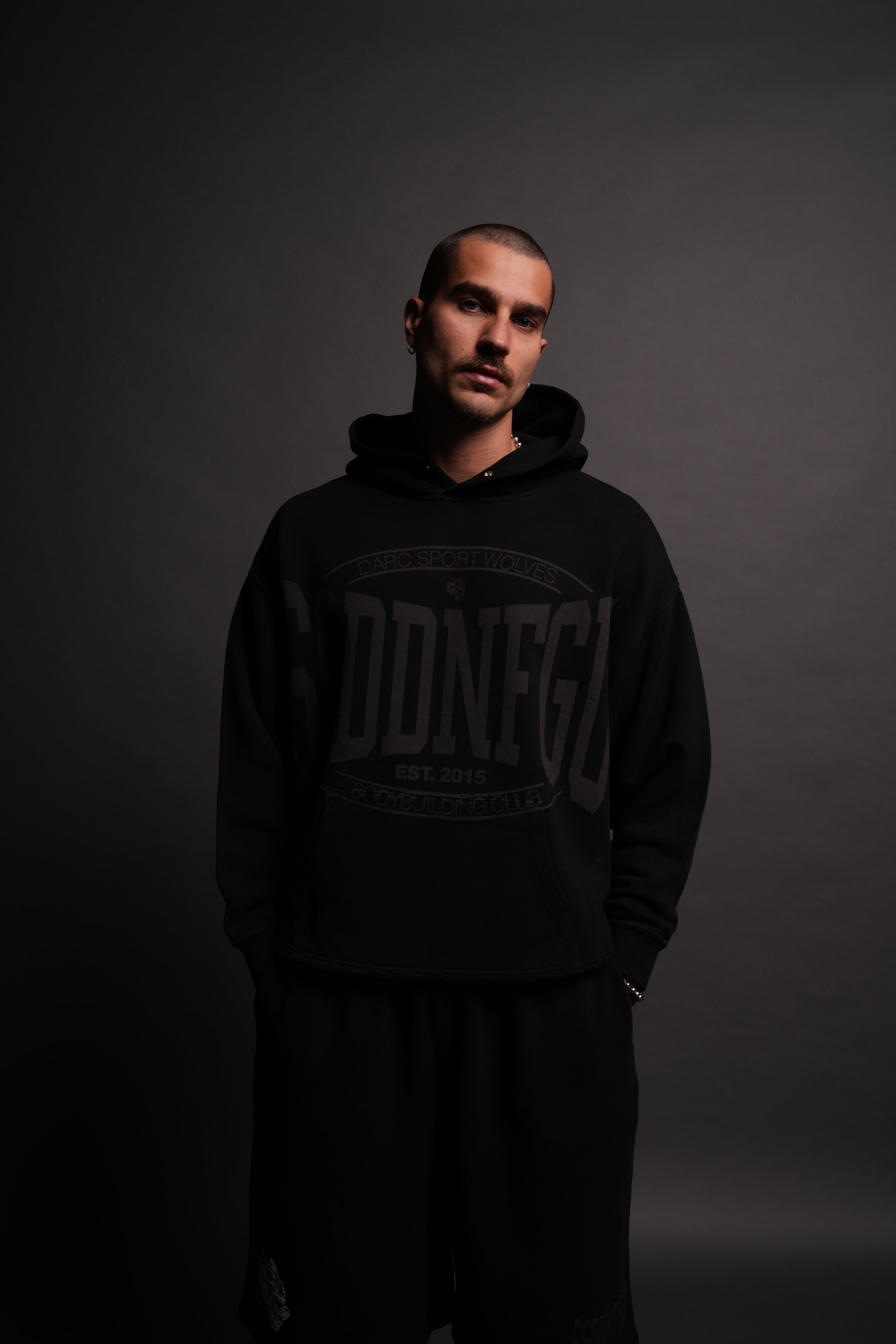 SSDDNFGU FRVR Raw Hem "Box Cut" Pierce Hoodie in Black