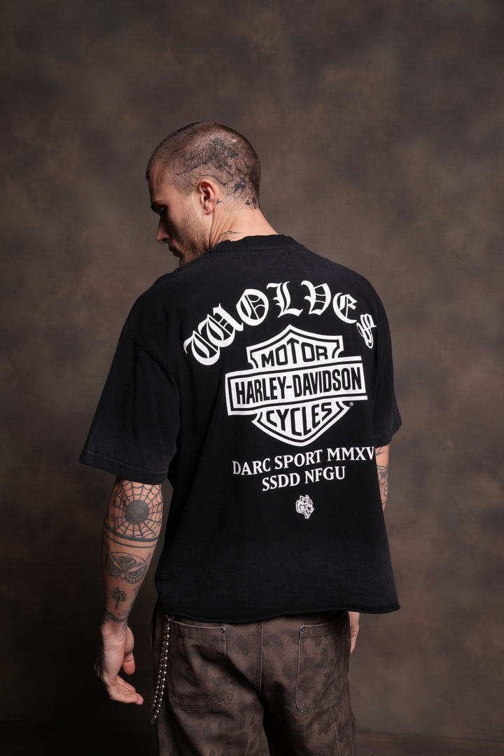 Harley-Davidson Wolves Distressed Grunge Mid-Length Raw Hem Tee in Black Drift Wash