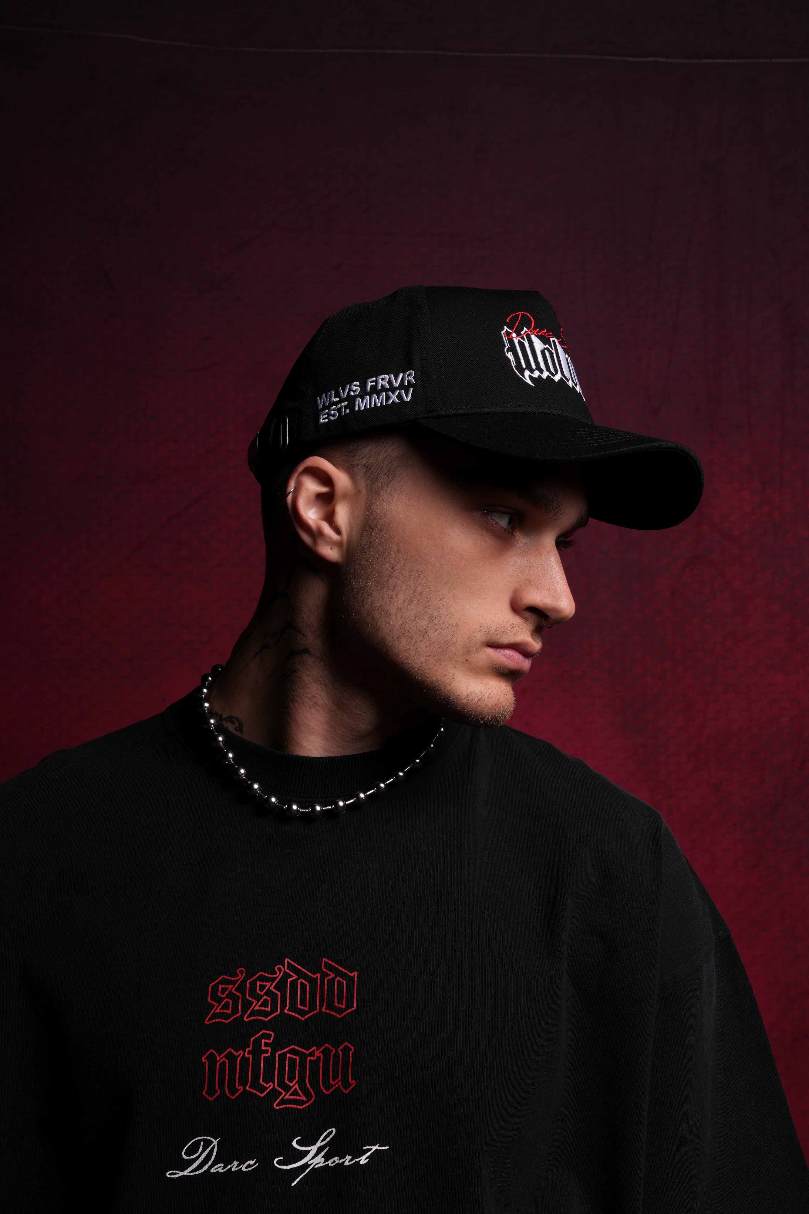 World Of Darcness 5 Panel Hat in Black