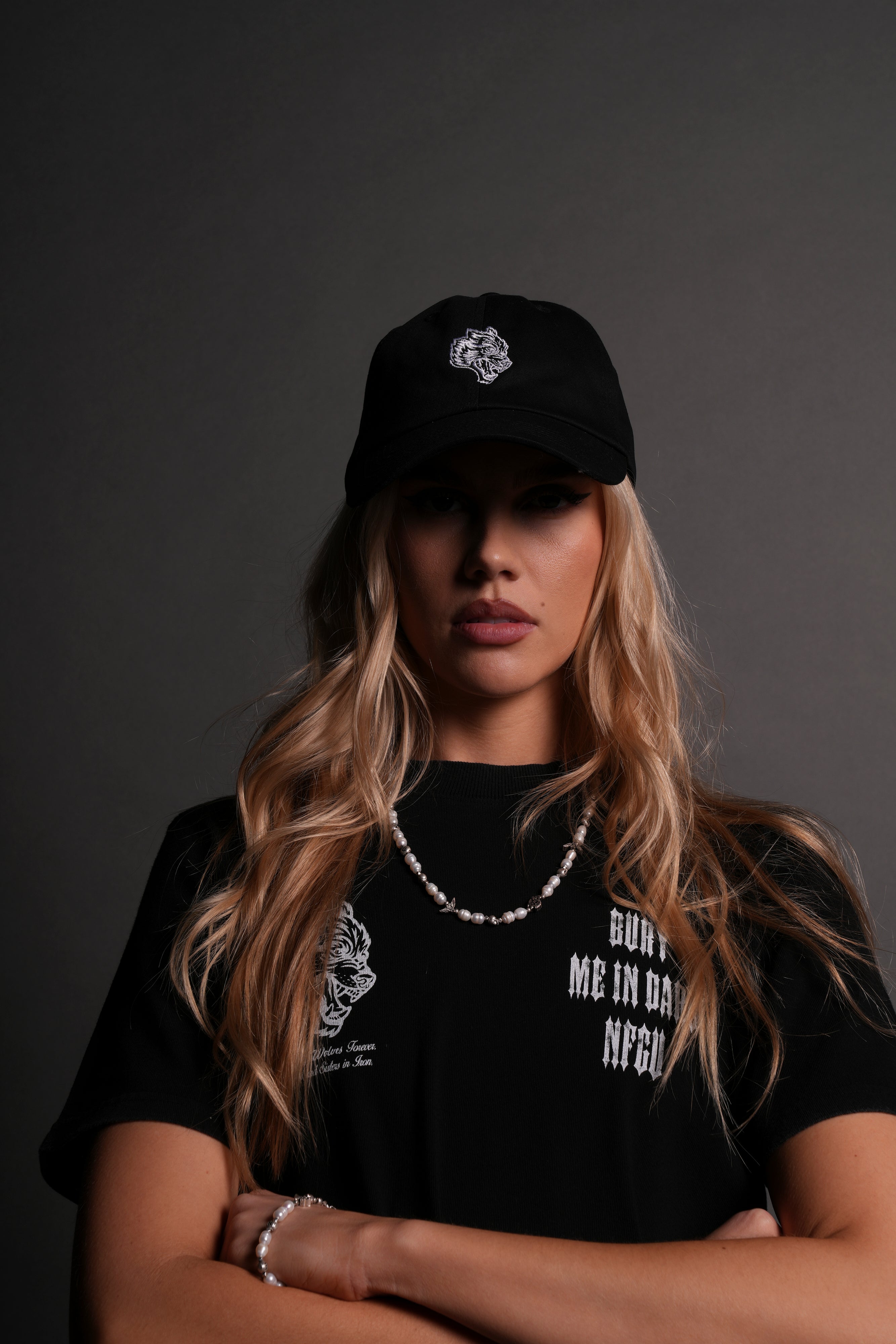 Wolf Head V2 Dad Hat in Black – DarcSport