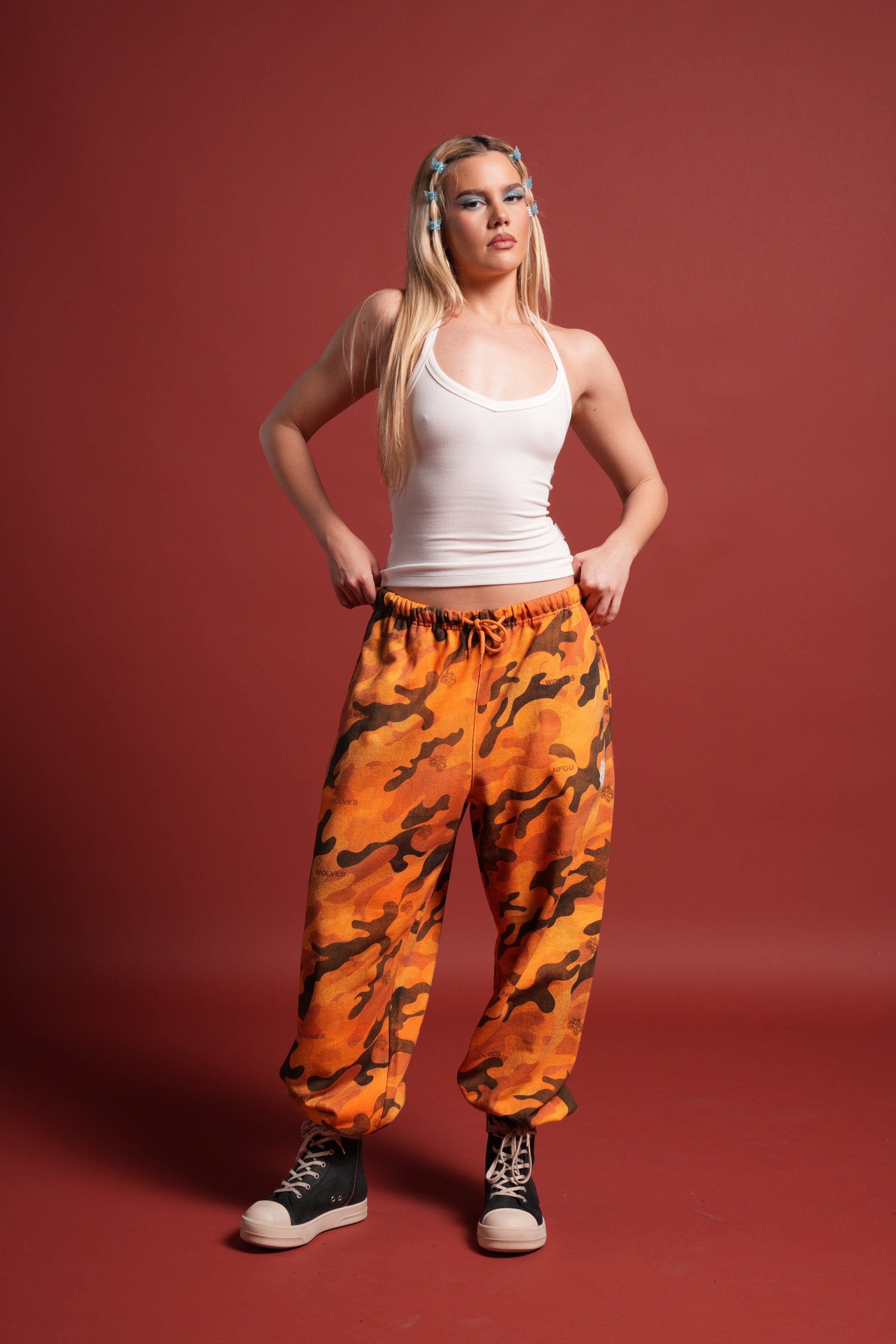Dual Wolf Unisex Lounger Sweat Pants in DSVD Orange Camo – DarcSport