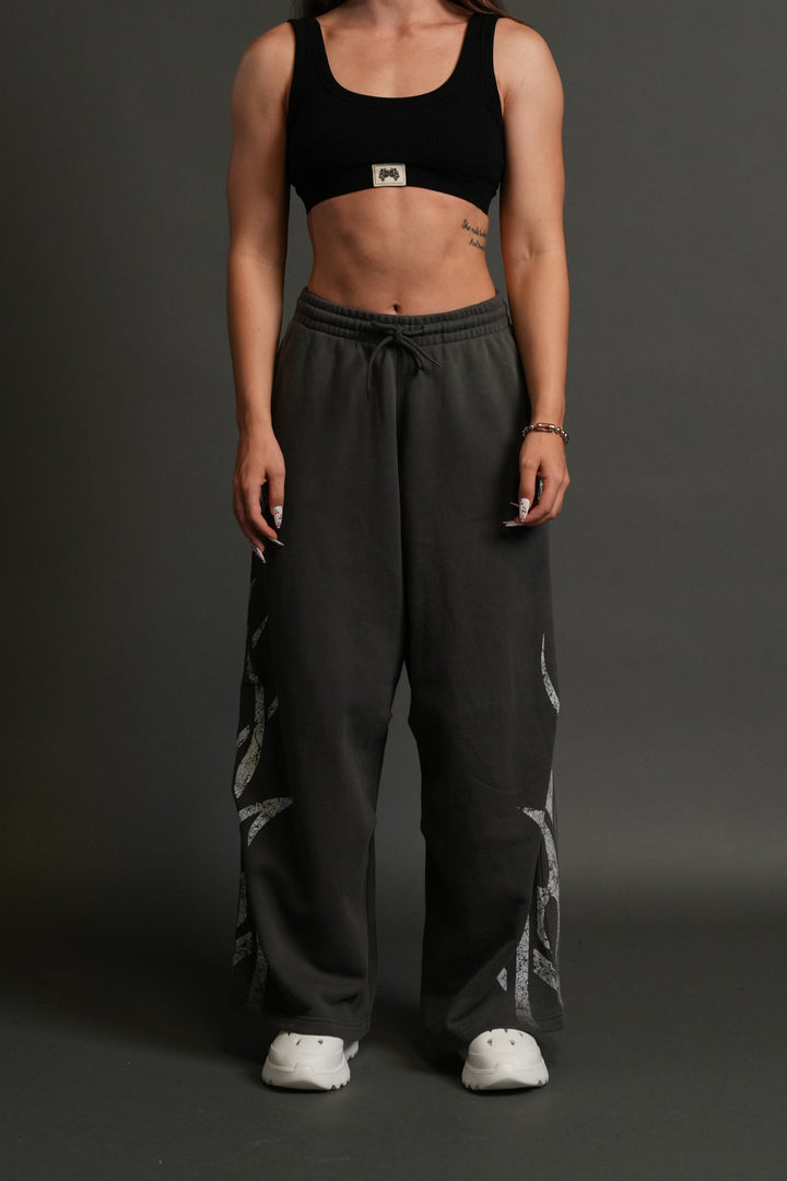 Finite Flame She Mia Cargo Sweat Pants in Wolf Gray Drift Wash