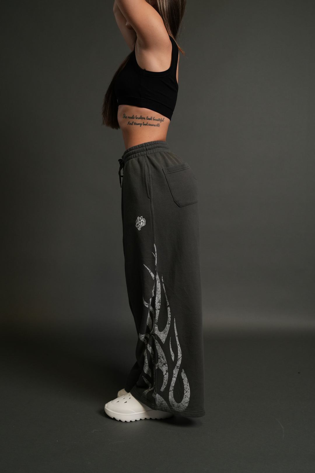 Finite Flame She Mia Cargo Sweat Pants in Wolf Gray Drift Wash